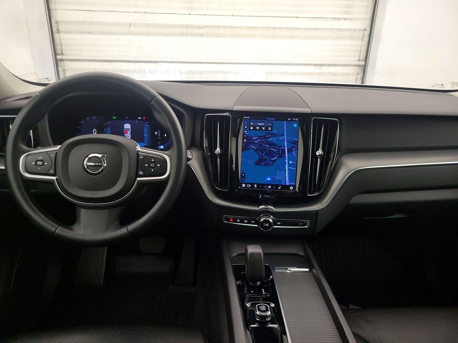 Thumbnail: 2023 Volvo XC60 - 9