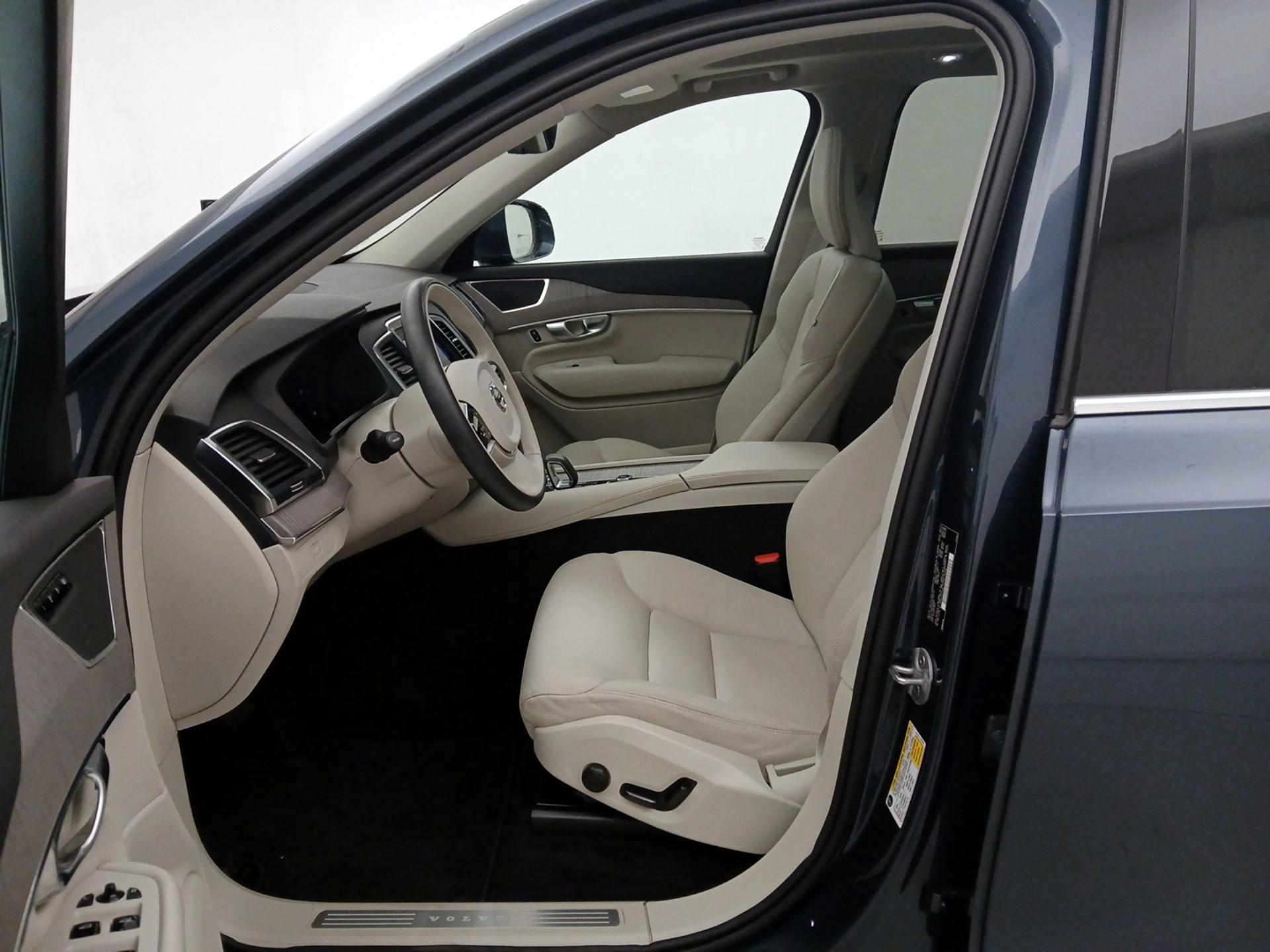 Thumbnail: 2024 Volvo XC90 - 11