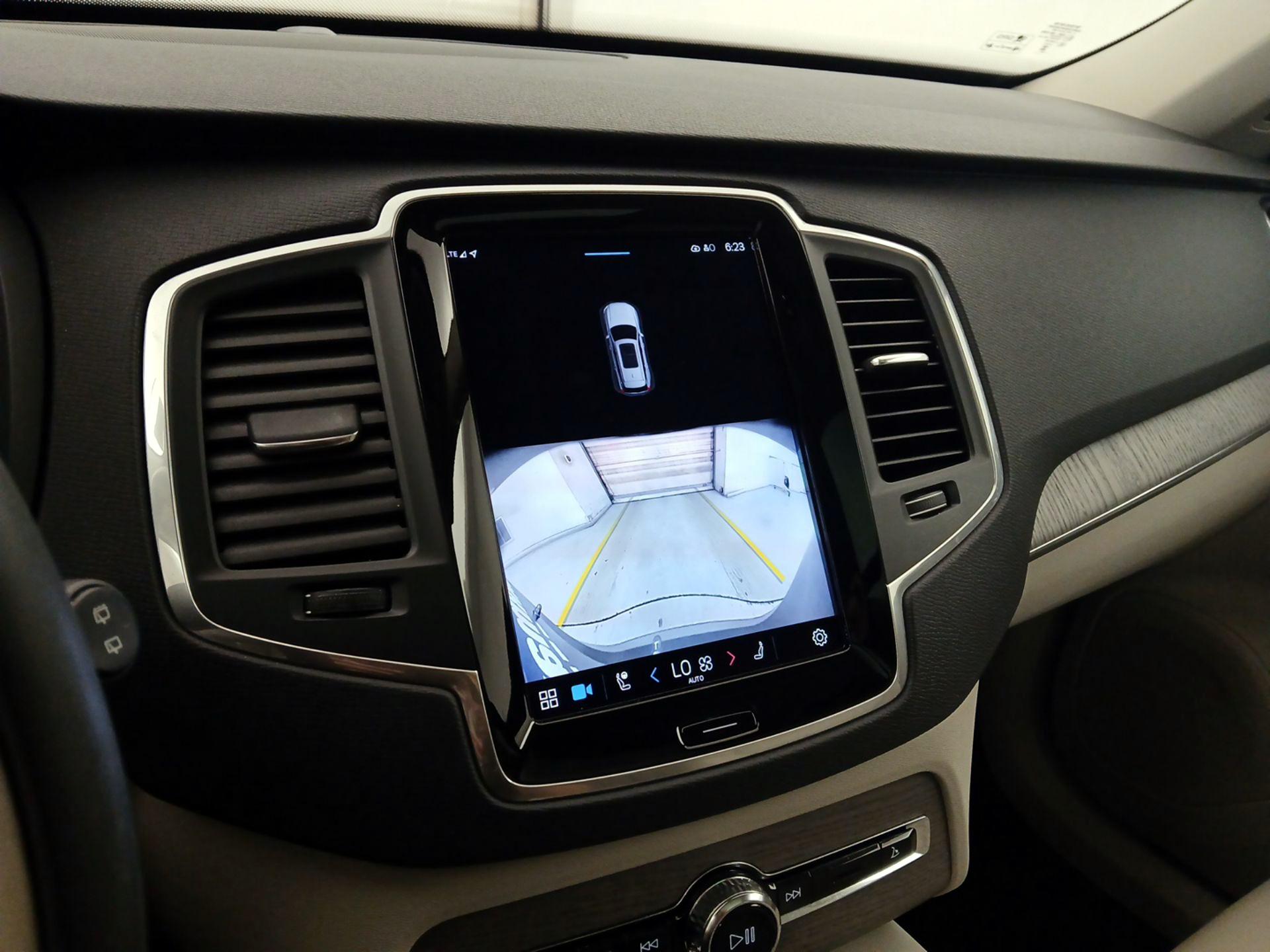 Thumbnail: 2024 Volvo XC90 - 14