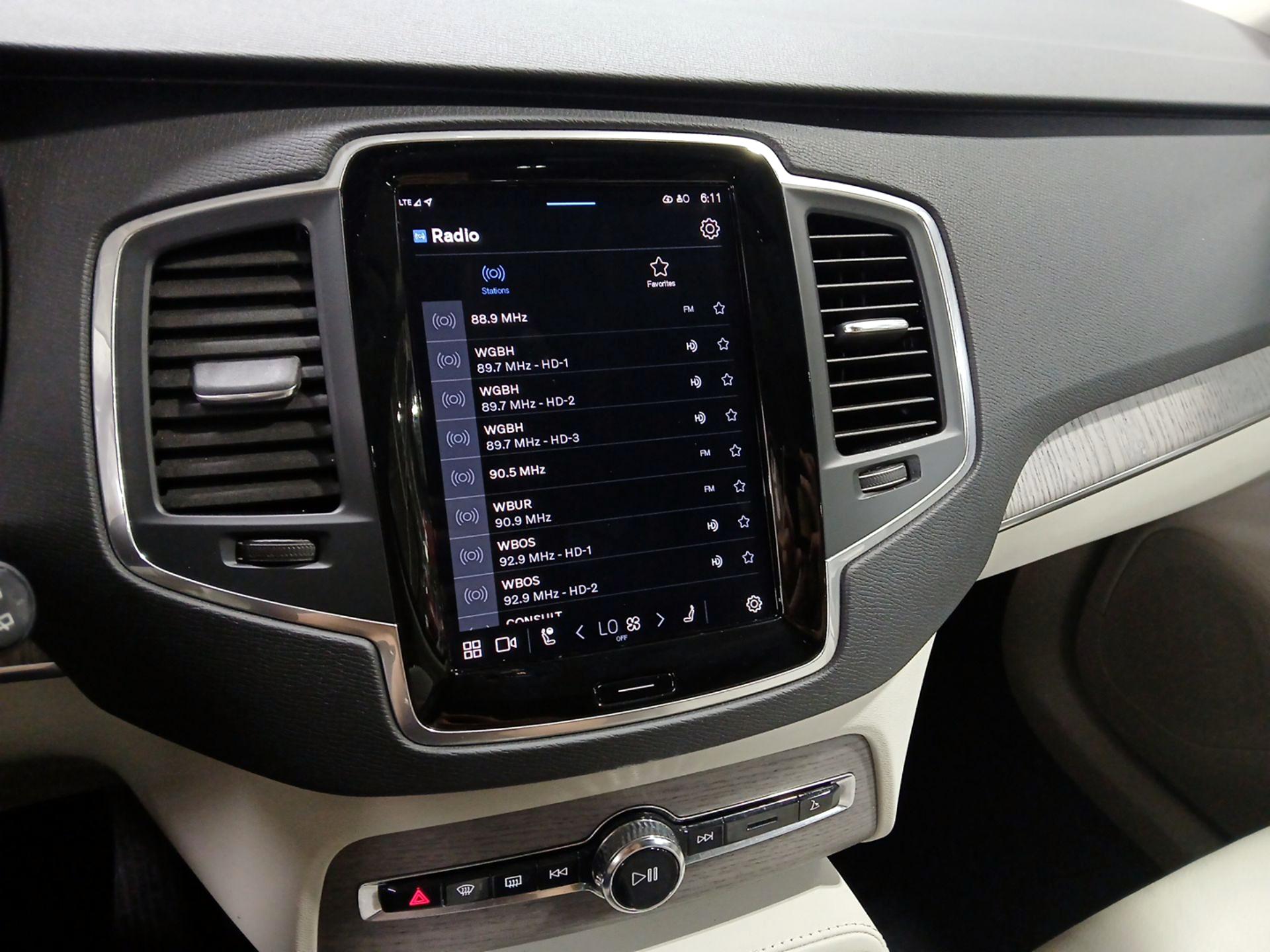 Thumbnail: 2024 Volvo XC90 - 15