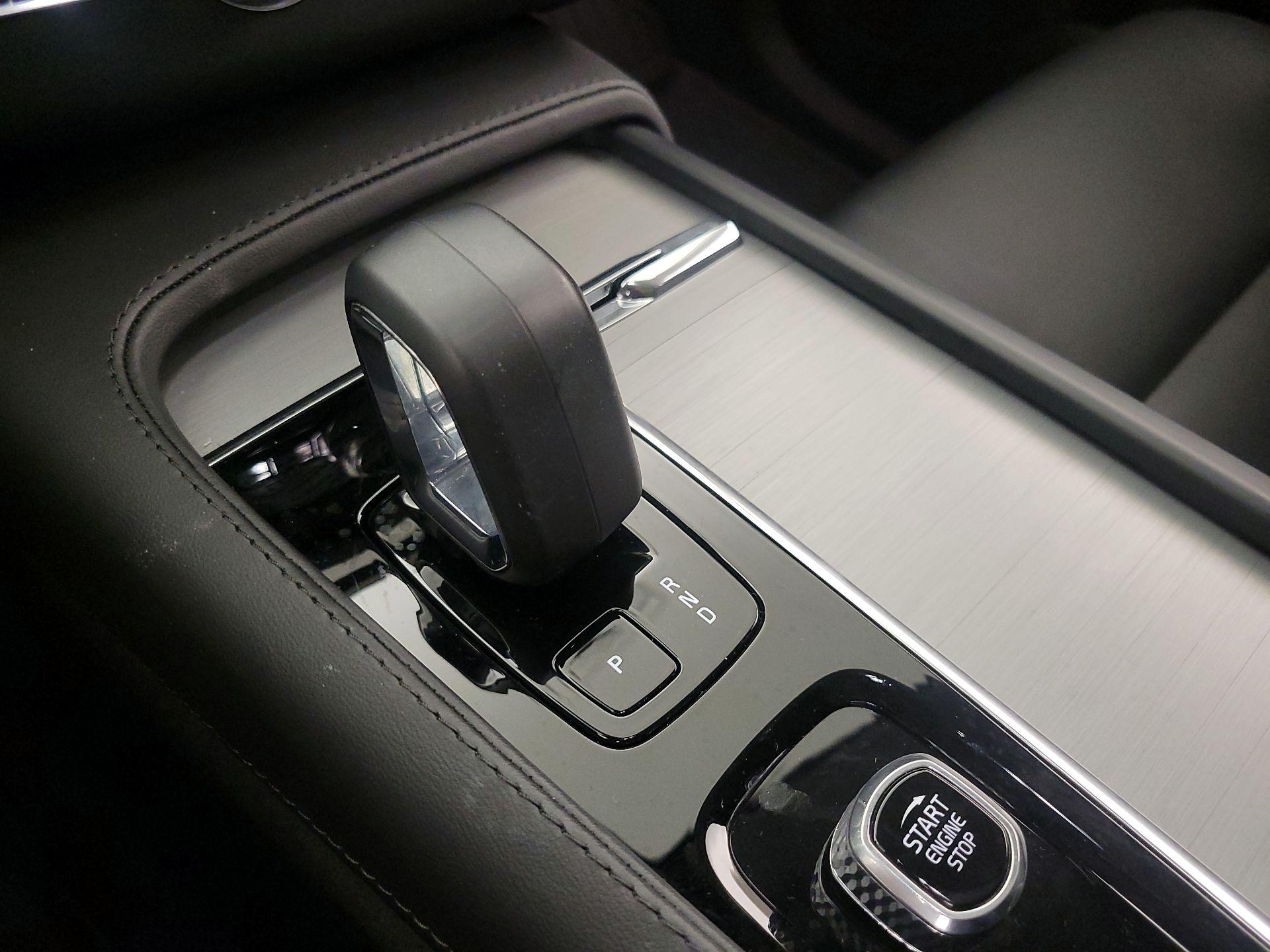 Thumbnail: 2024 Volvo XC90 - 16