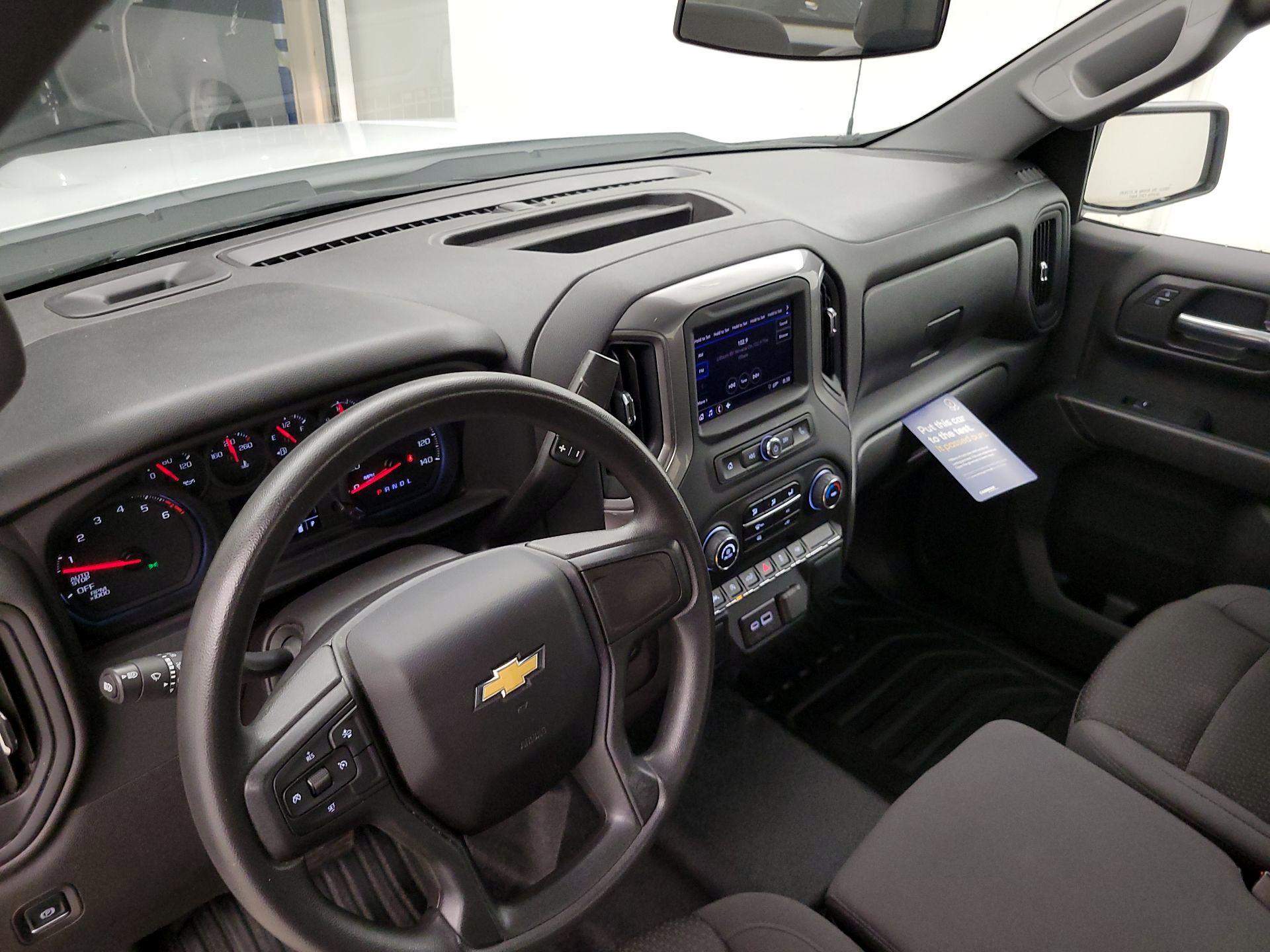 Thumbnail: 2024 Chevrolet Silverado 1500 - 9