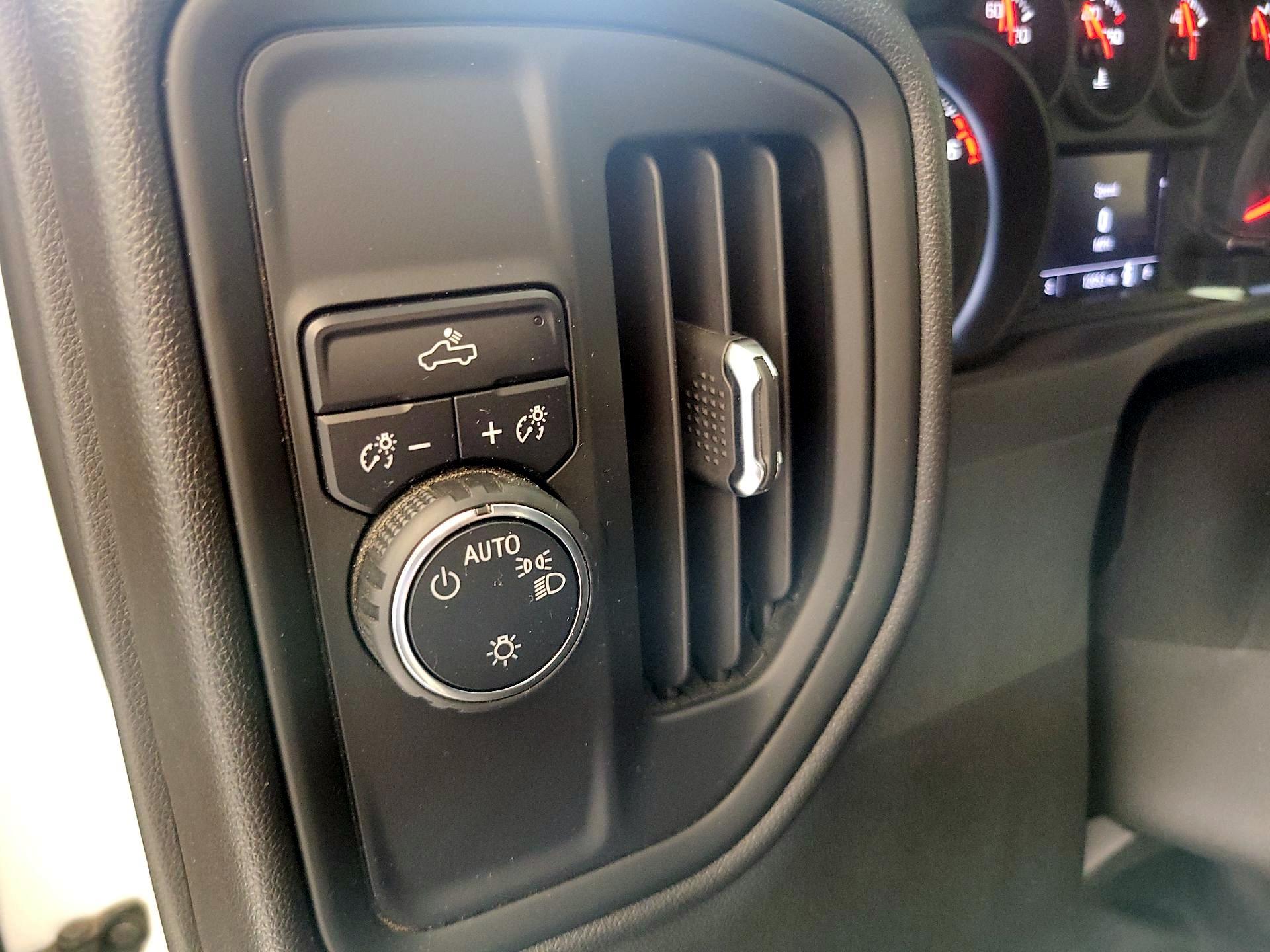 Thumbnail: 2024 Chevrolet Silverado 1500 - 13