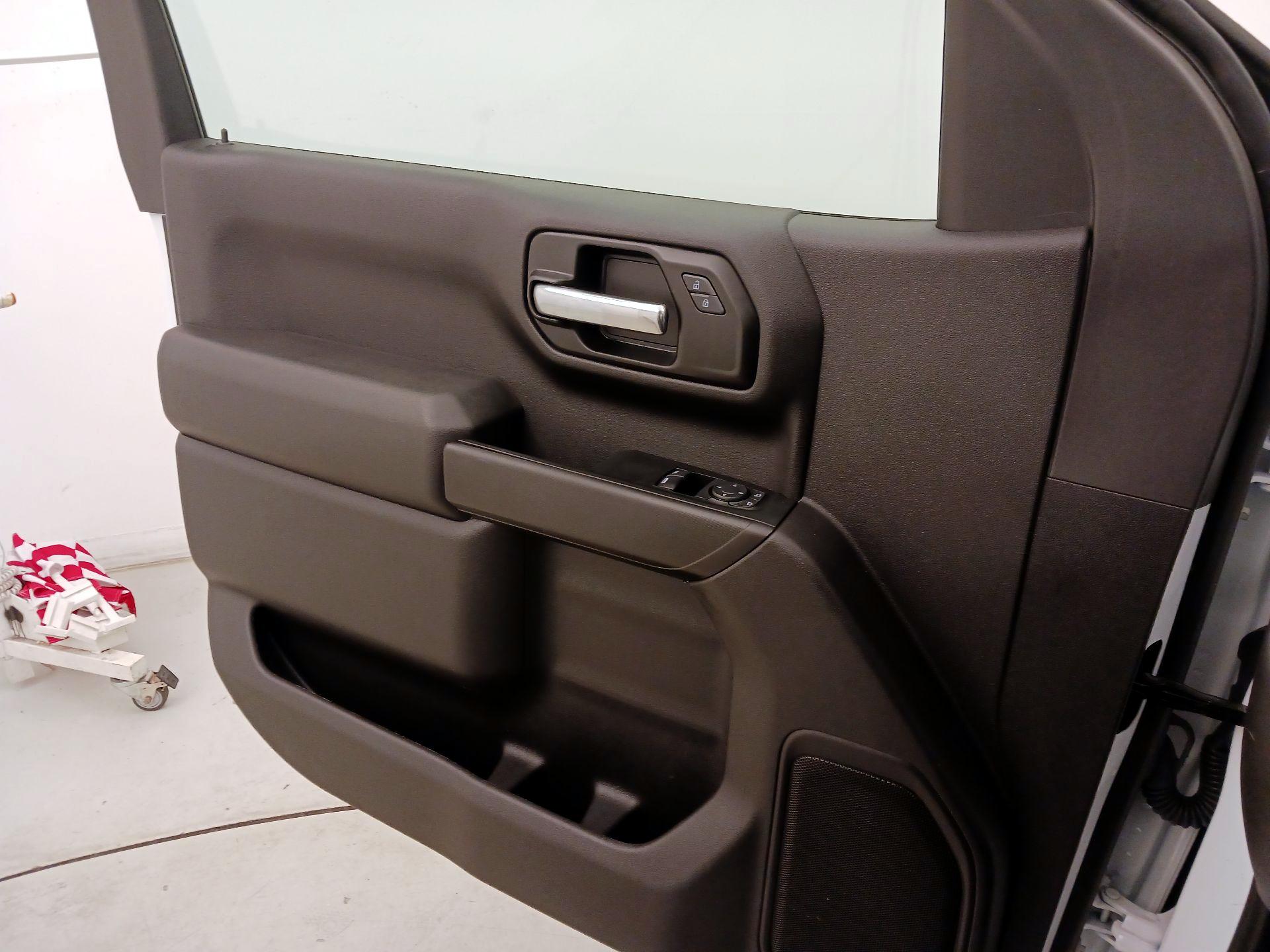 Thumbnail: 2024 Chevrolet Silverado 1500 - 12