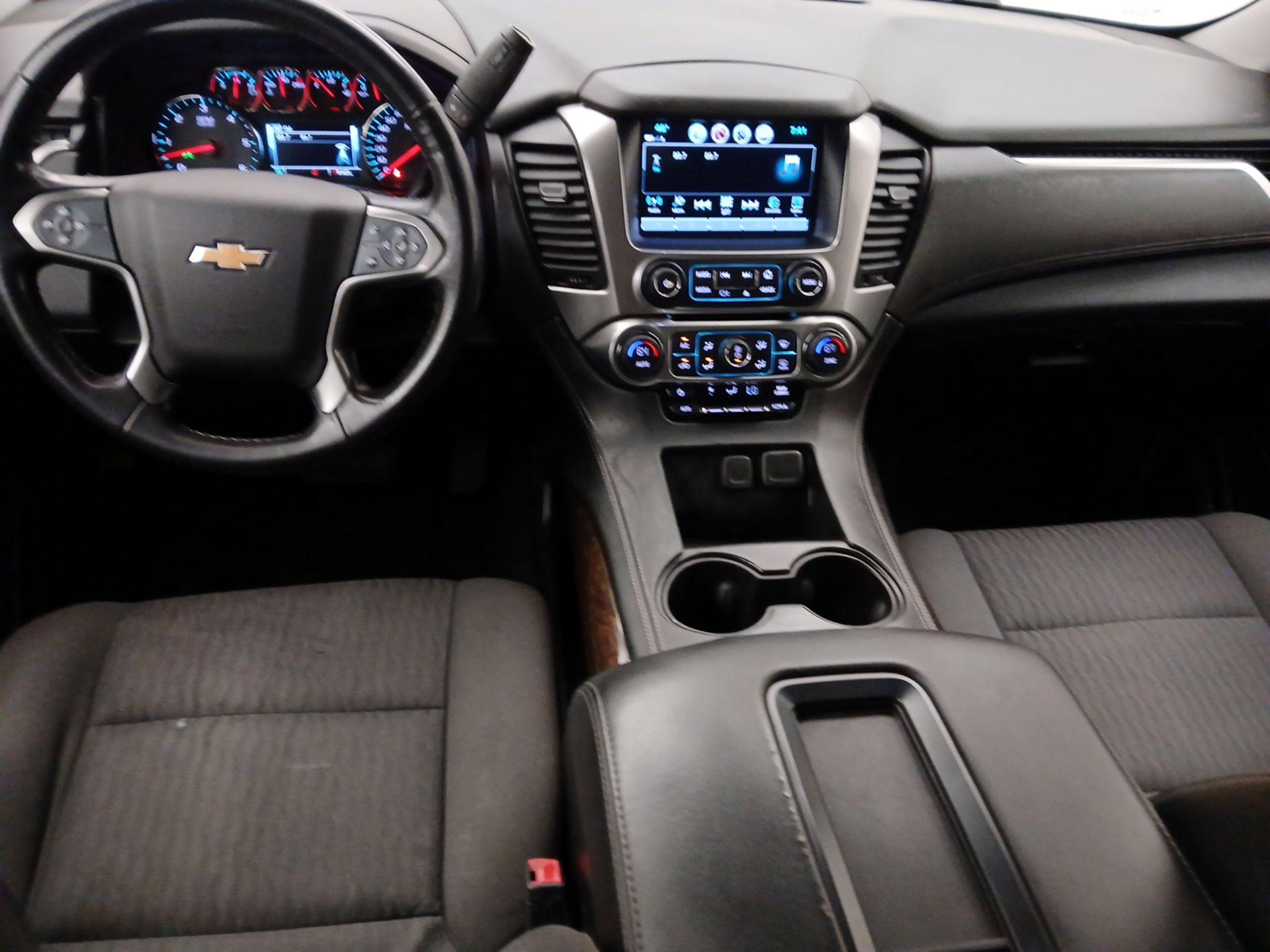 Thumbnail: 2020 Chevrolet Tahoe - 9