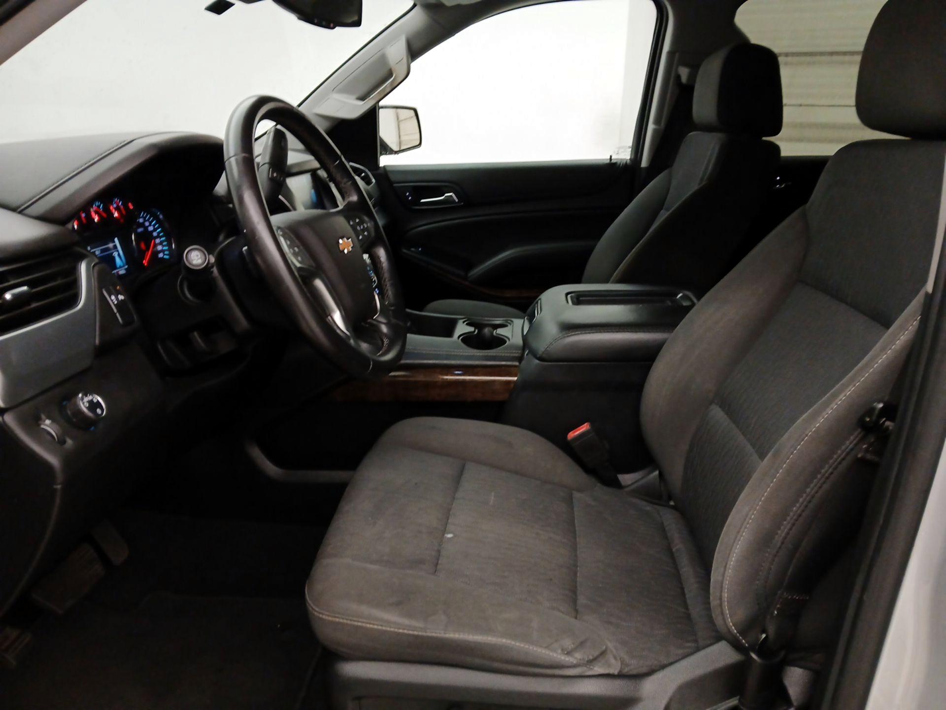 Thumbnail: 2020 Chevrolet Tahoe - 11