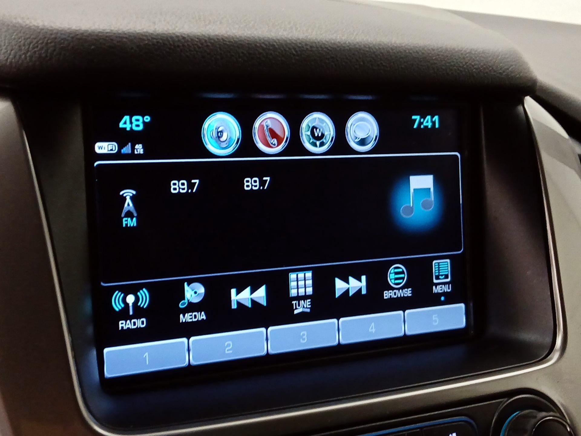 Thumbnail: 2020 Chevrolet Tahoe - 15