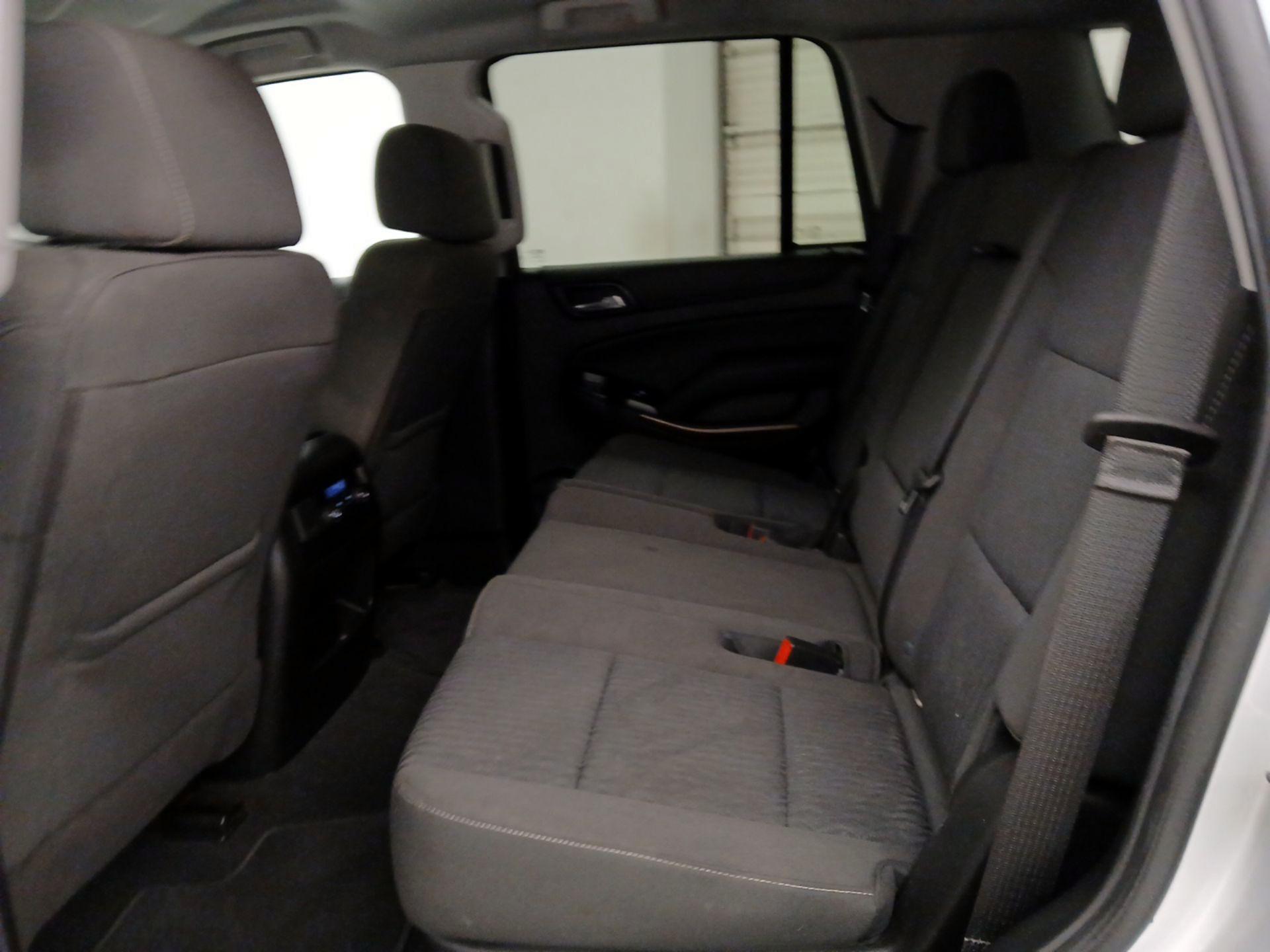 Thumbnail: 2020 Chevrolet Tahoe - 18