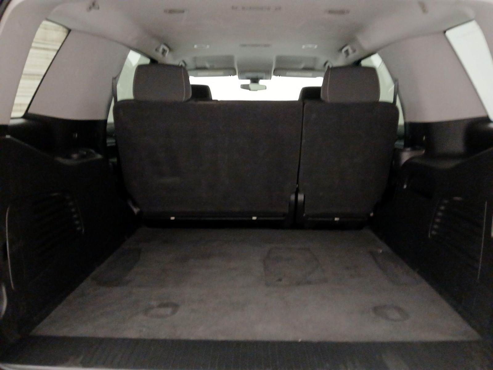 2020 Chevrolet Tahoe LS - Photo 20