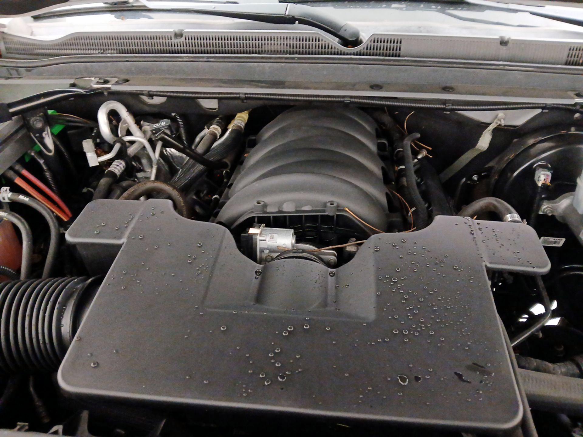 Thumbnail: 2020 Chevrolet Tahoe - 20