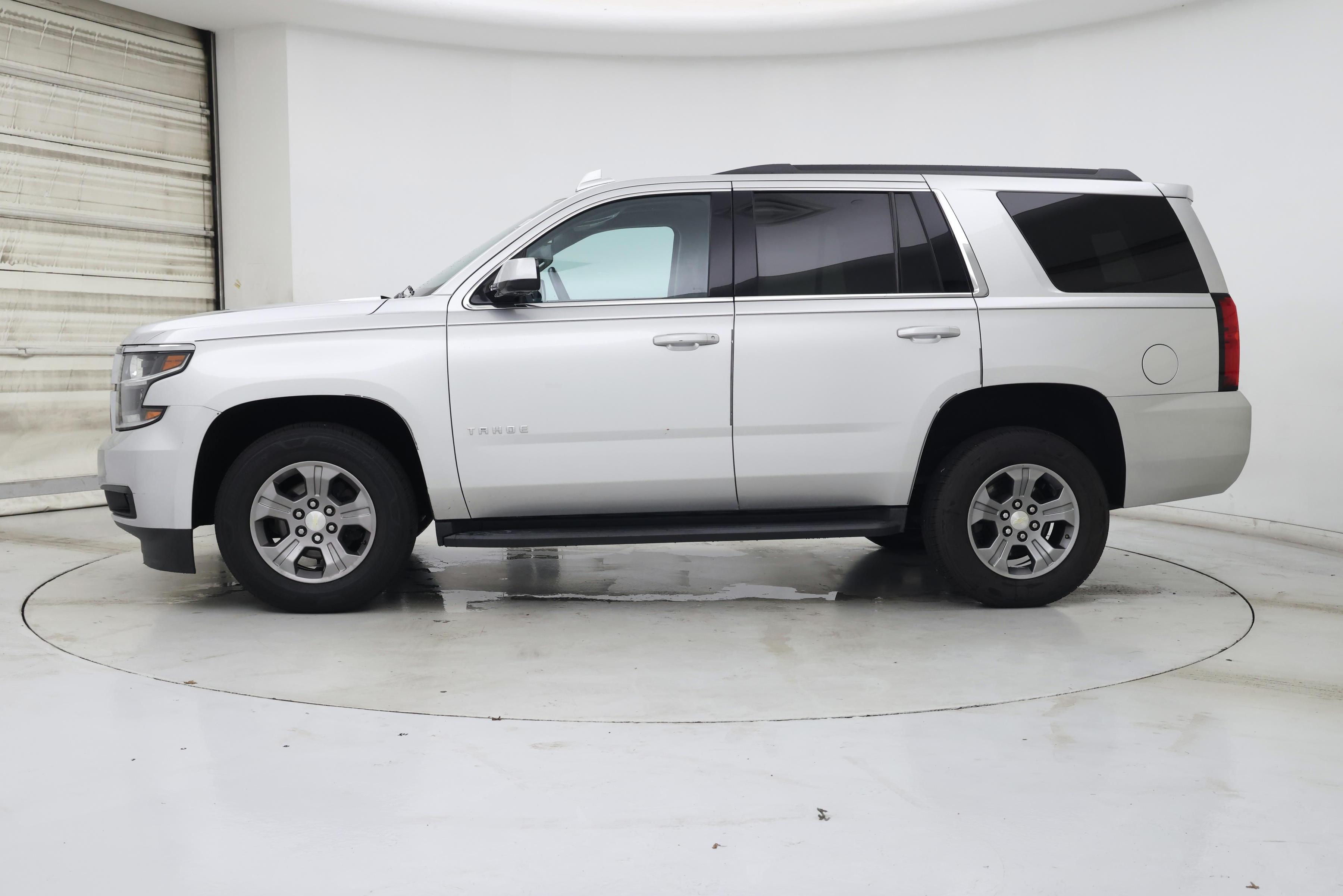 Thumbnail: 2020 Chevrolet Tahoe - 3