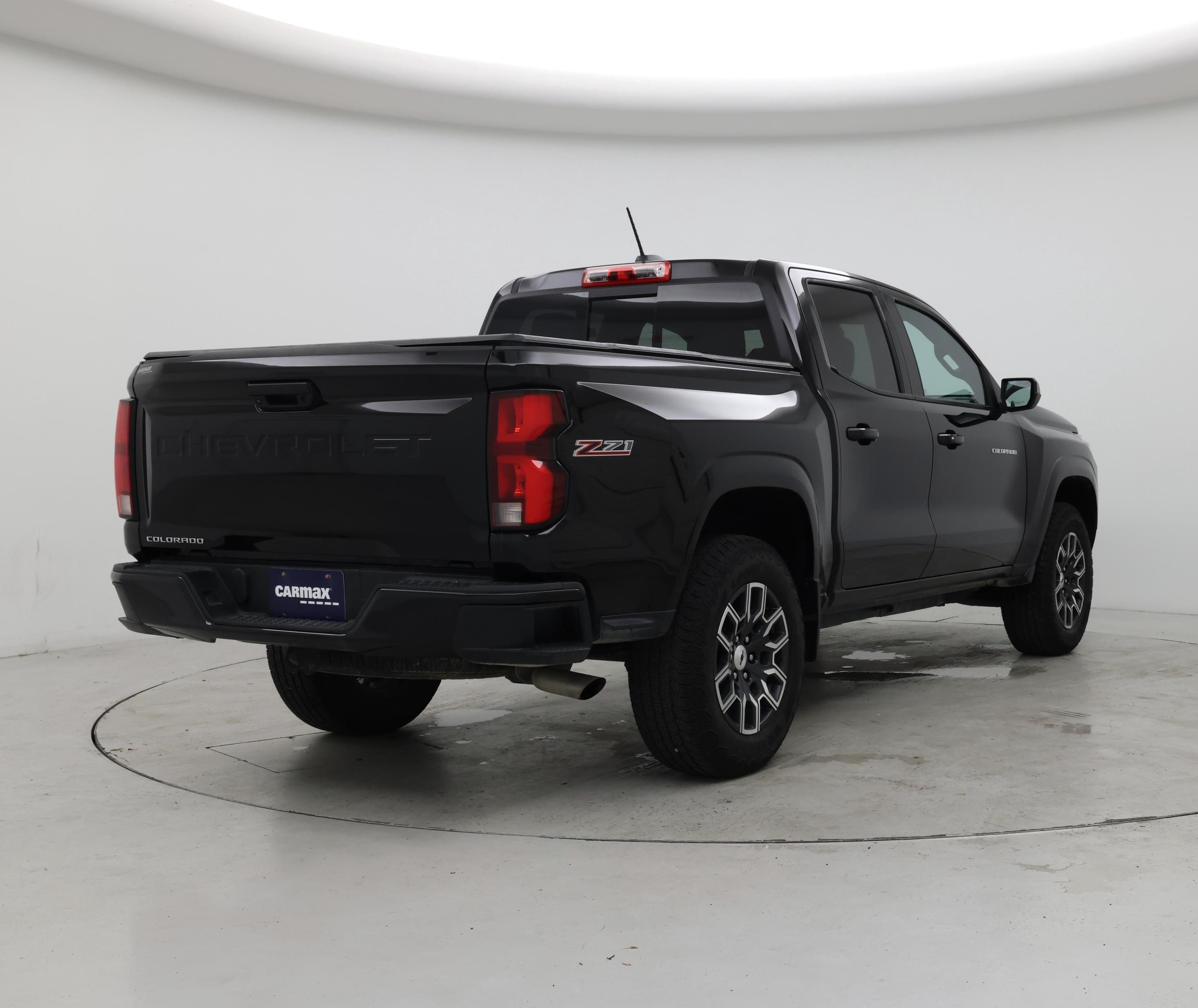 Thumbnail: 2024 Chevrolet Colorado - 8