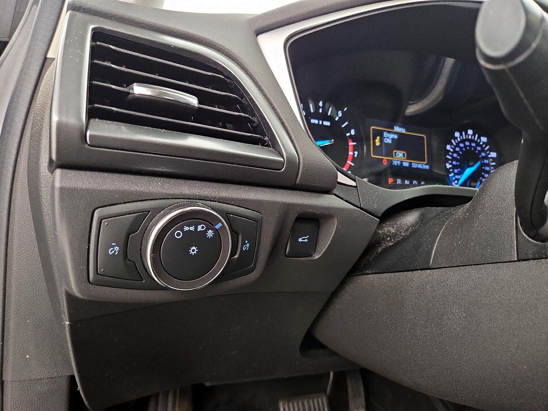 Thumbnail: 2015 Ford Fusion - 13