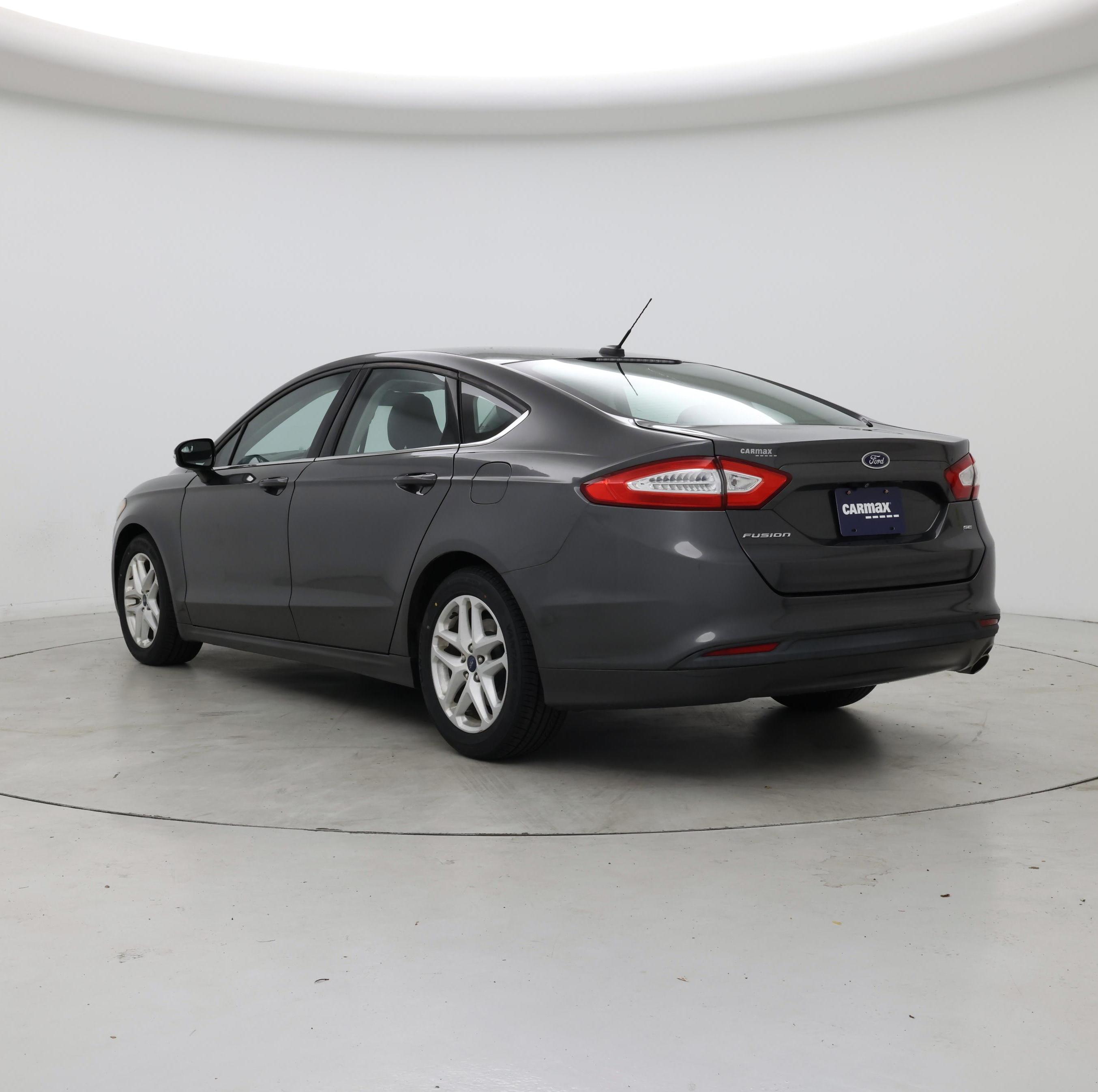 Thumbnail: 2015 Ford Fusion - 2