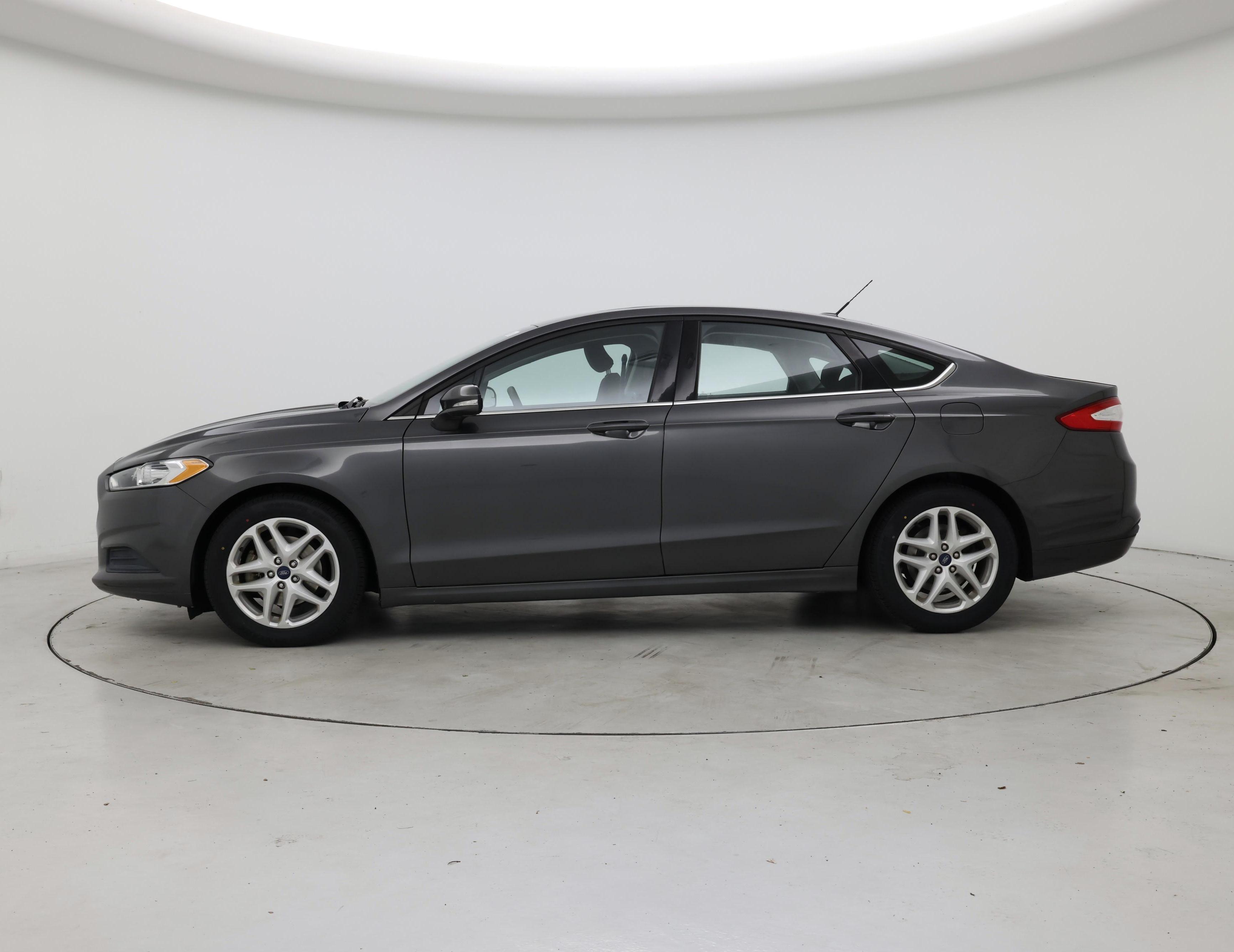 Thumbnail: 2015 Ford Fusion - 3