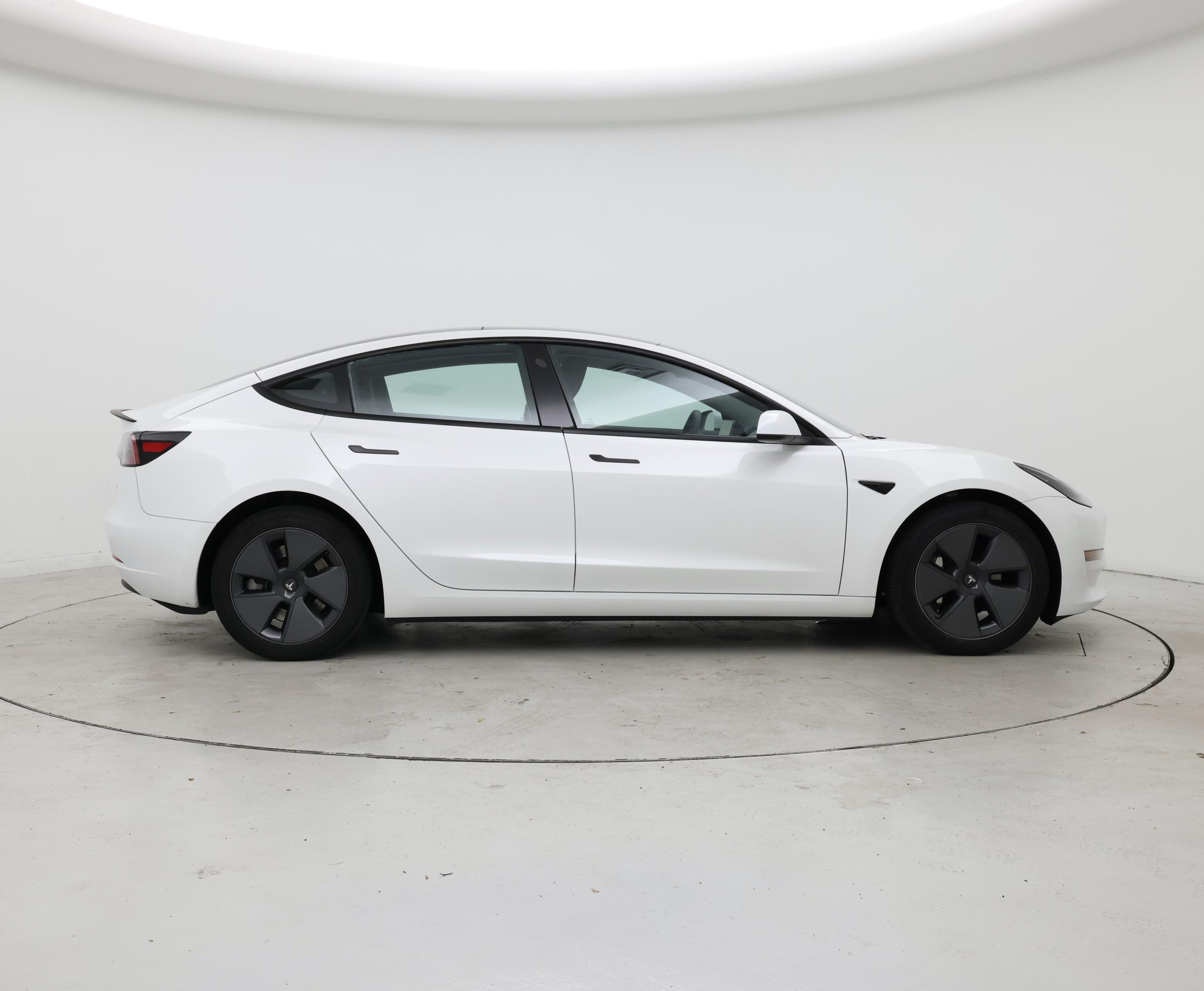 Thumbnail: 2023 Tesla Model 3 - 7