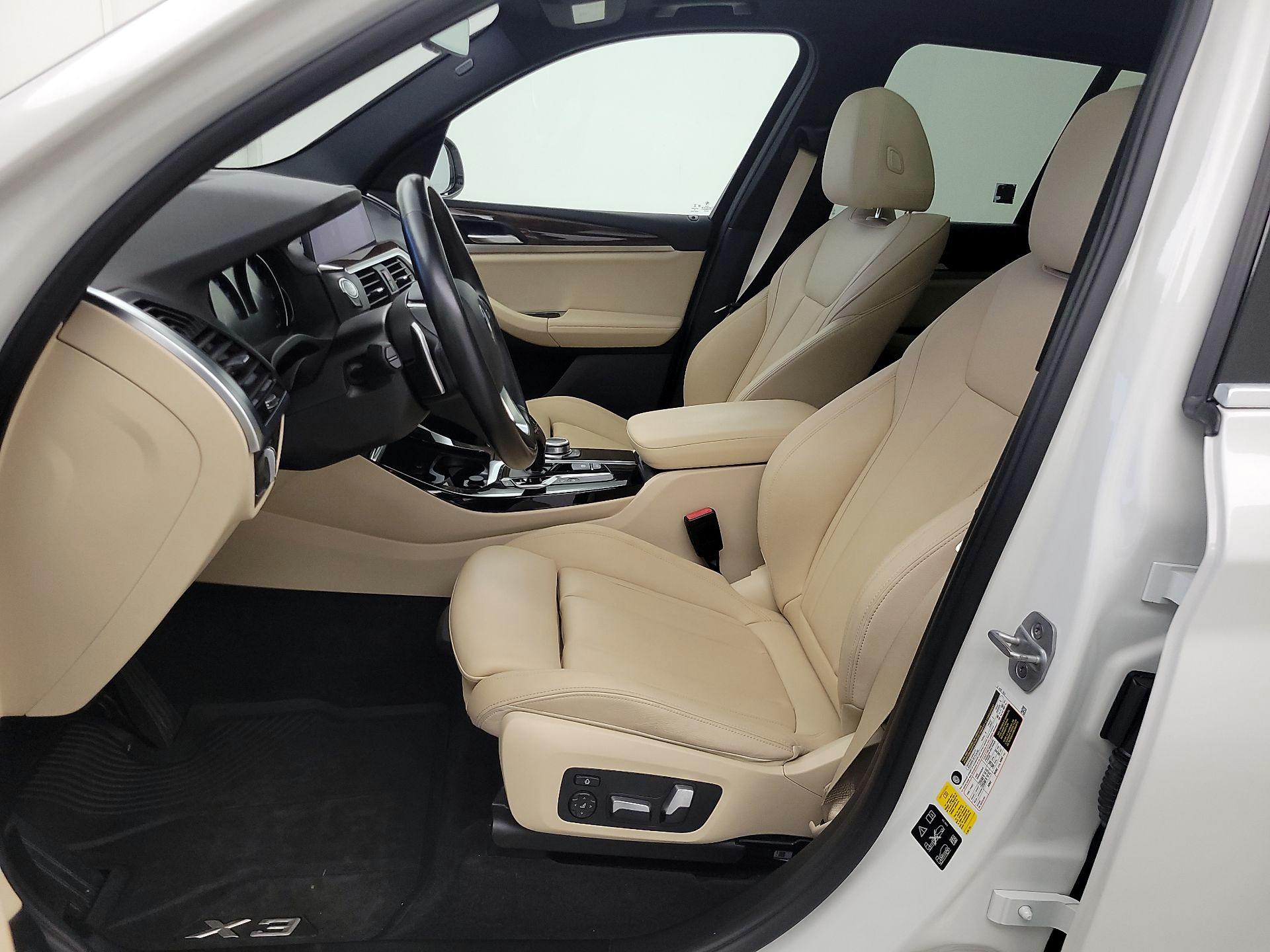 Thumbnail: 2021 BMW X3 - 11