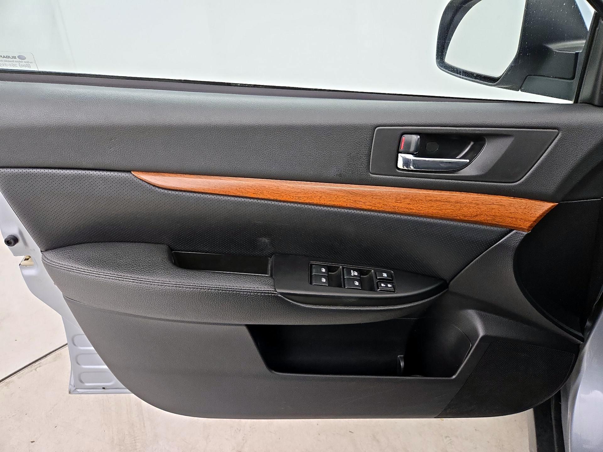 Thumbnail: 2014 Subaru Outback - 12