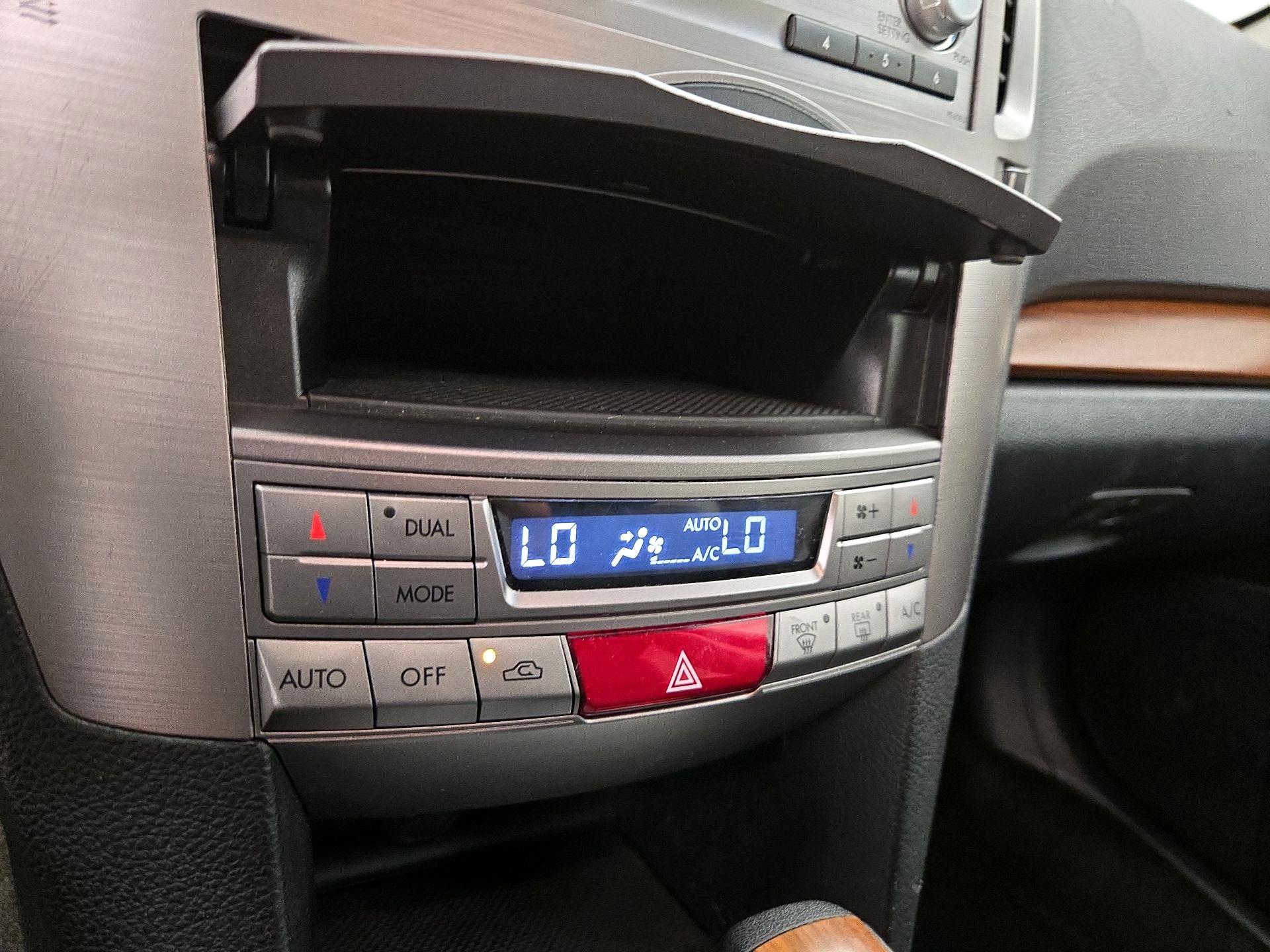 Thumbnail: 2014 Subaru Outback - 16