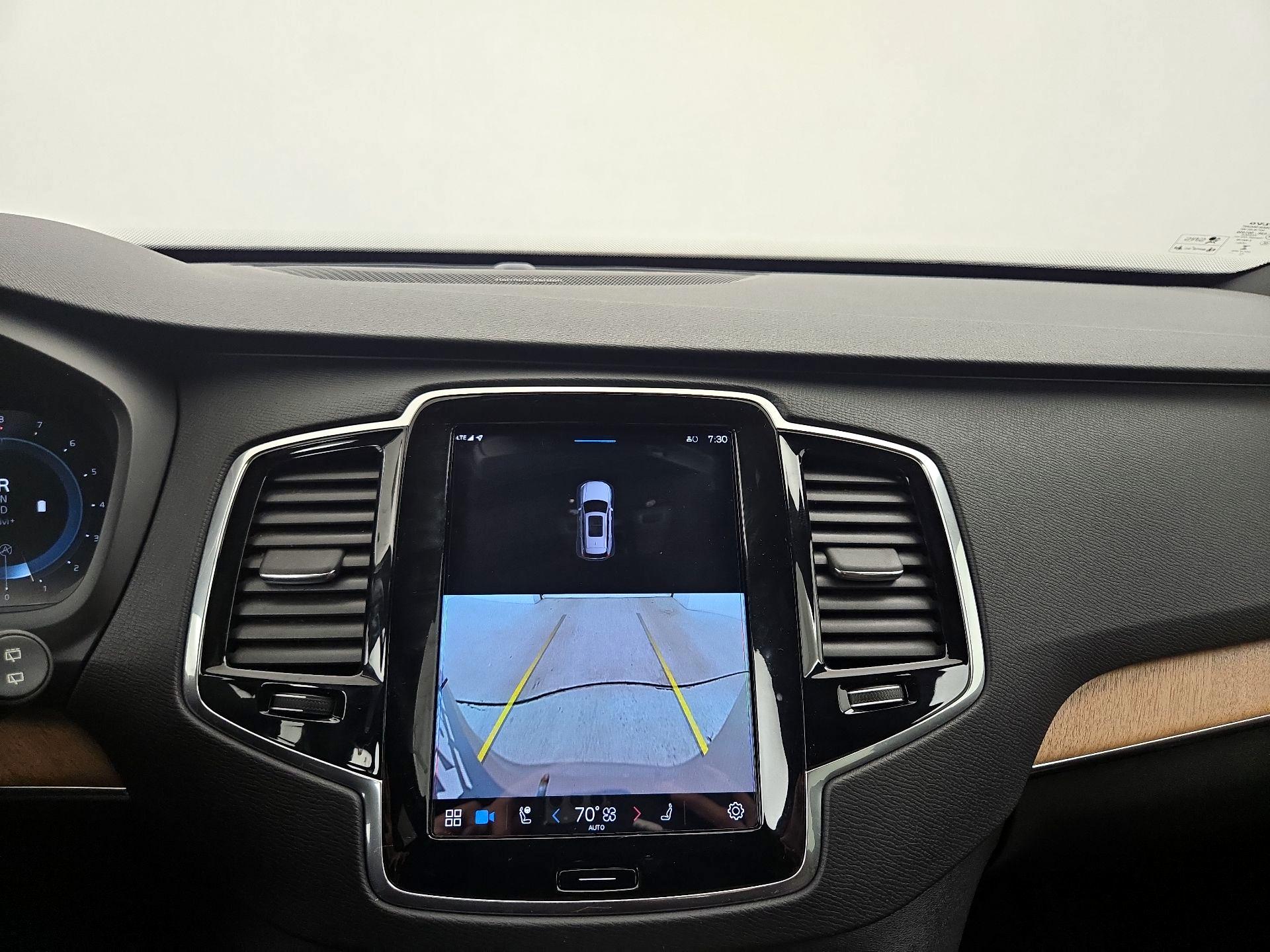 Thumbnail: 2023 Volvo XC90 - 15