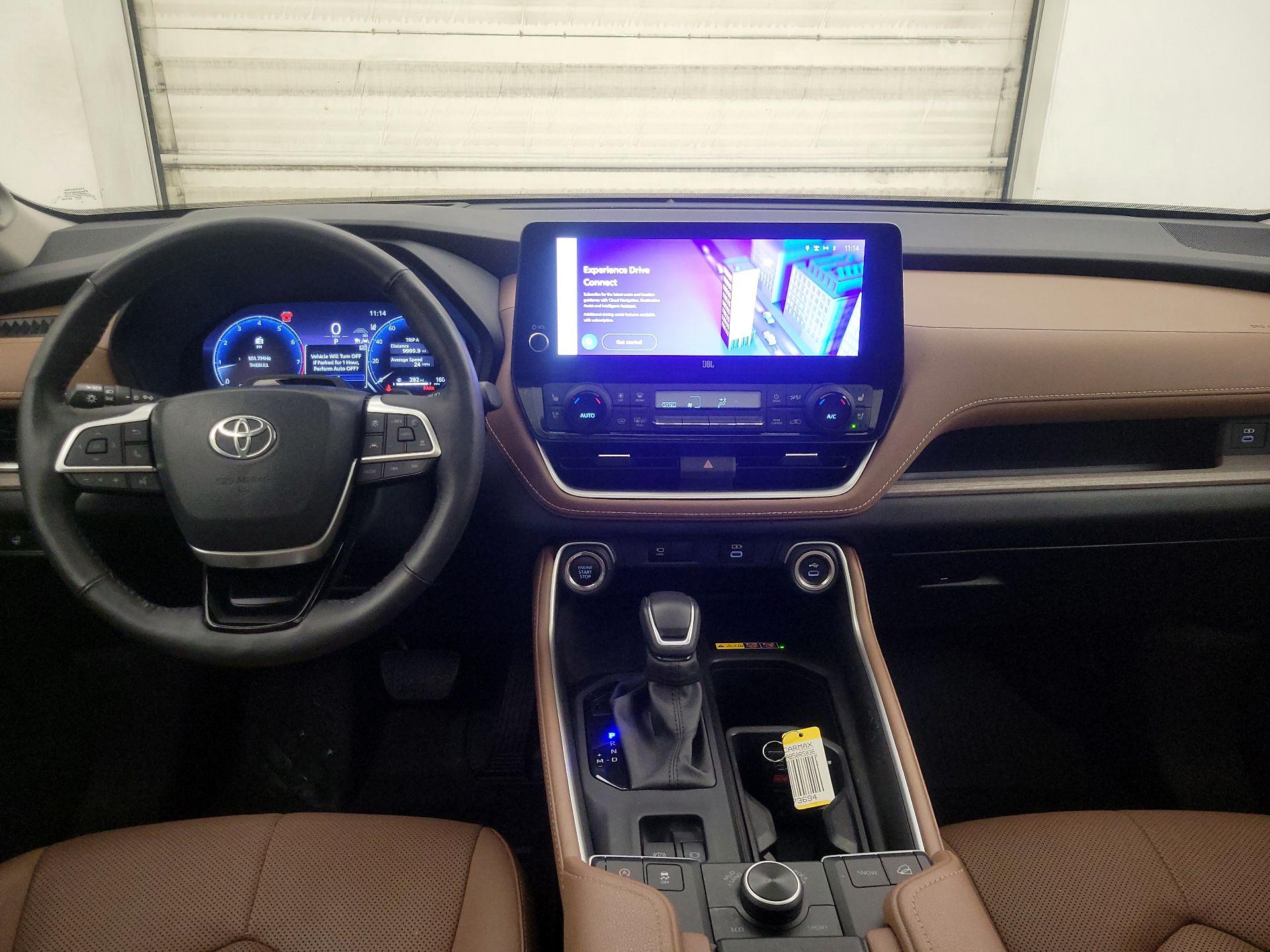 Thumbnail: 2024 Toyota Grand Highlander - 9