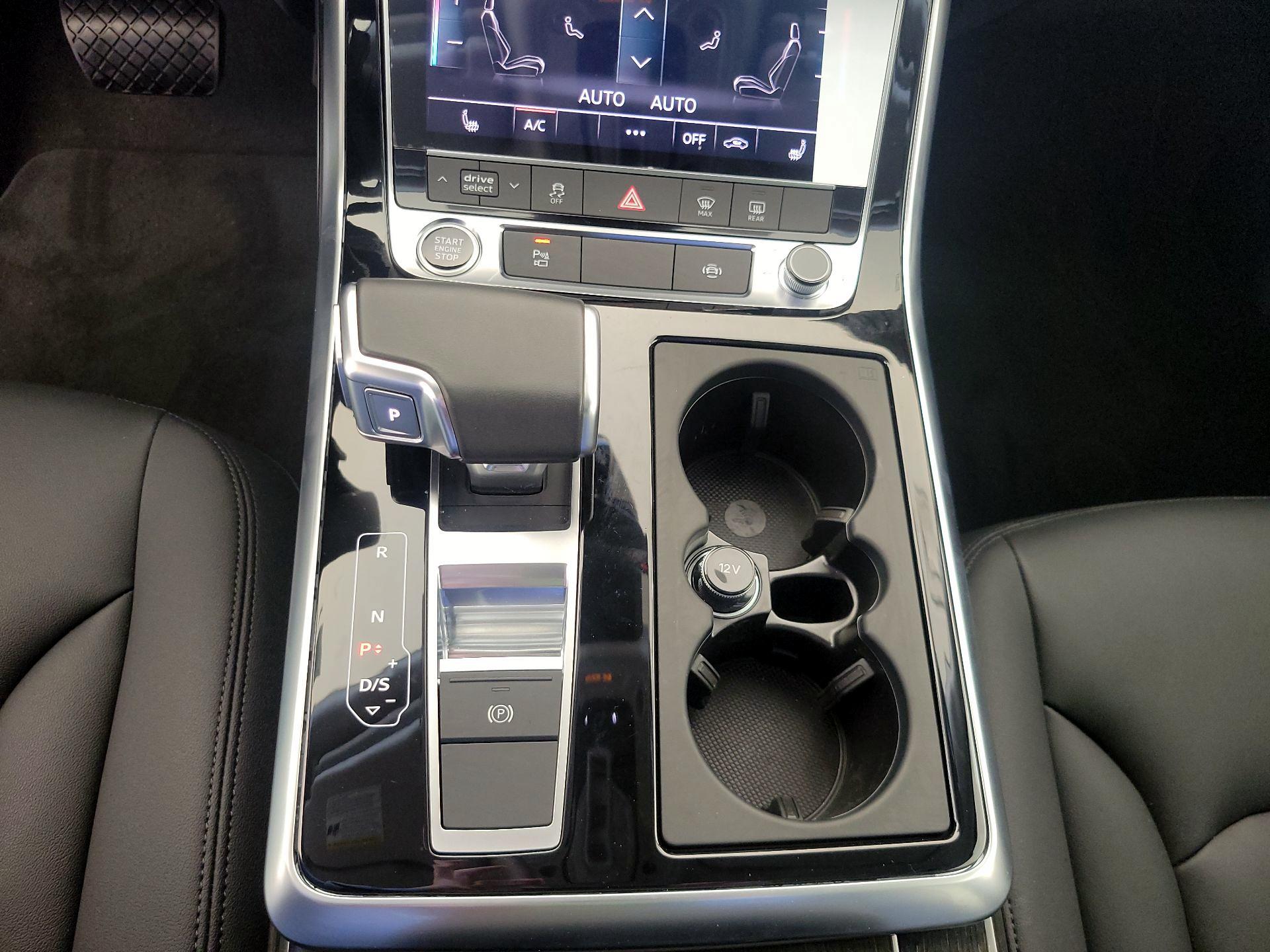 Thumbnail: 2022 Audi Q7 - 18