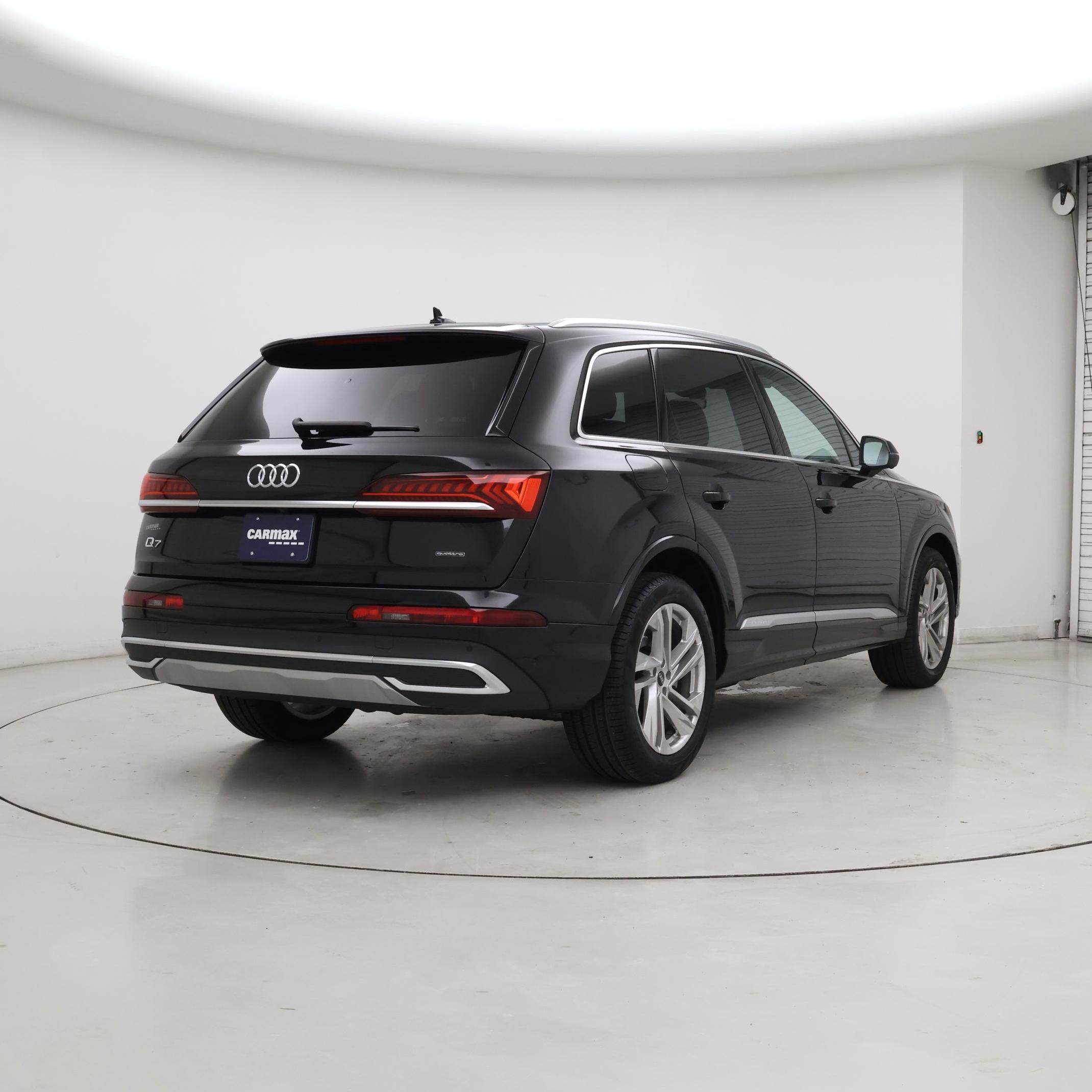 Thumbnail: 2022 Audi Q7 - 8