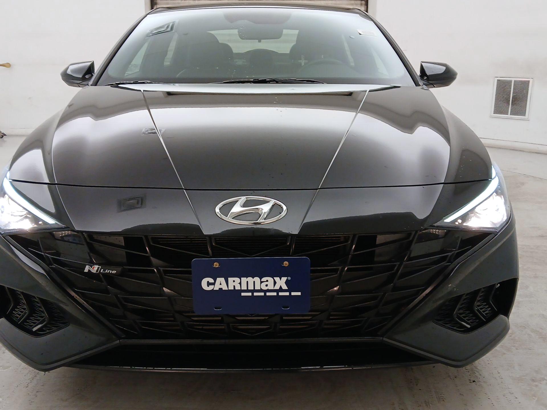 Thumbnail: 2022 Hyundai Elantra - 2