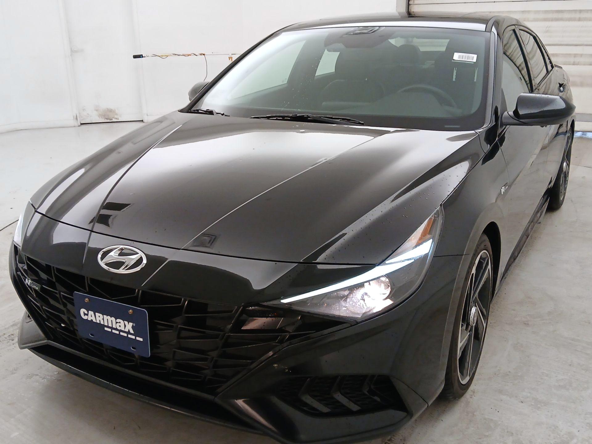 Thumbnail: 2022 Hyundai Elantra - 3
