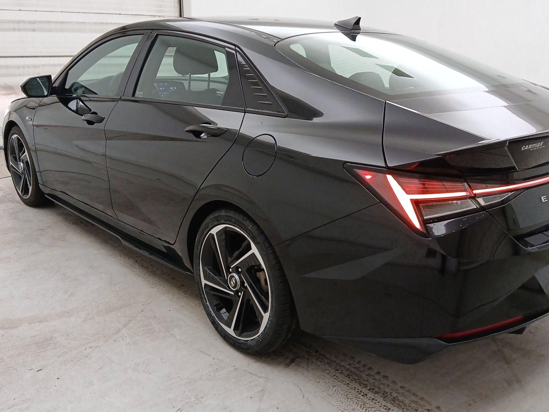 Thumbnail: 2022 Hyundai Elantra - 7