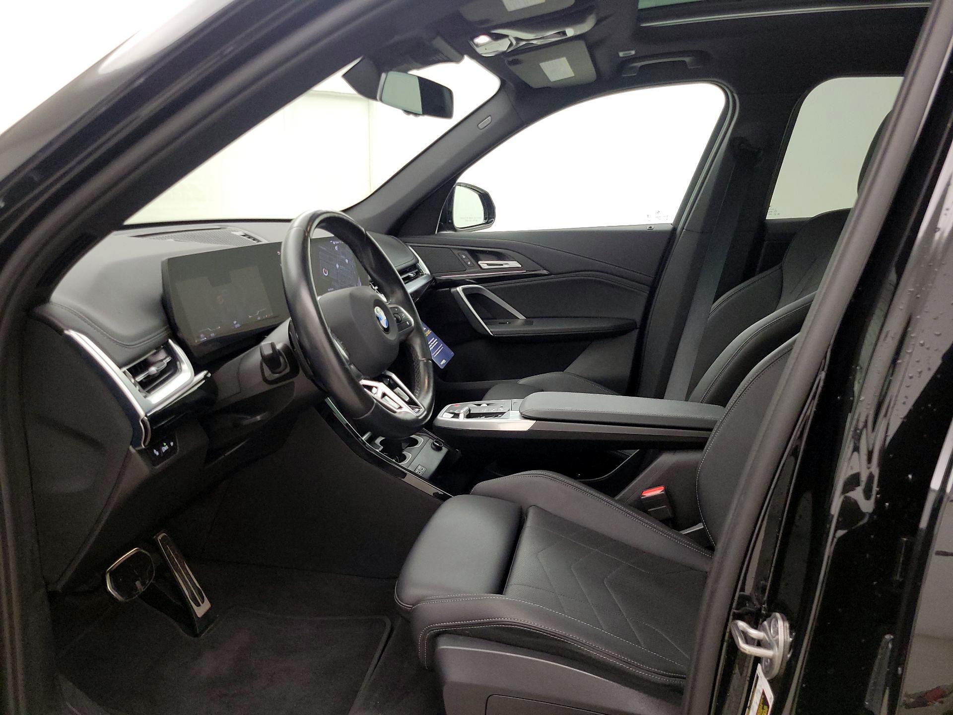 Thumbnail: 2023 BMW X1 - 11