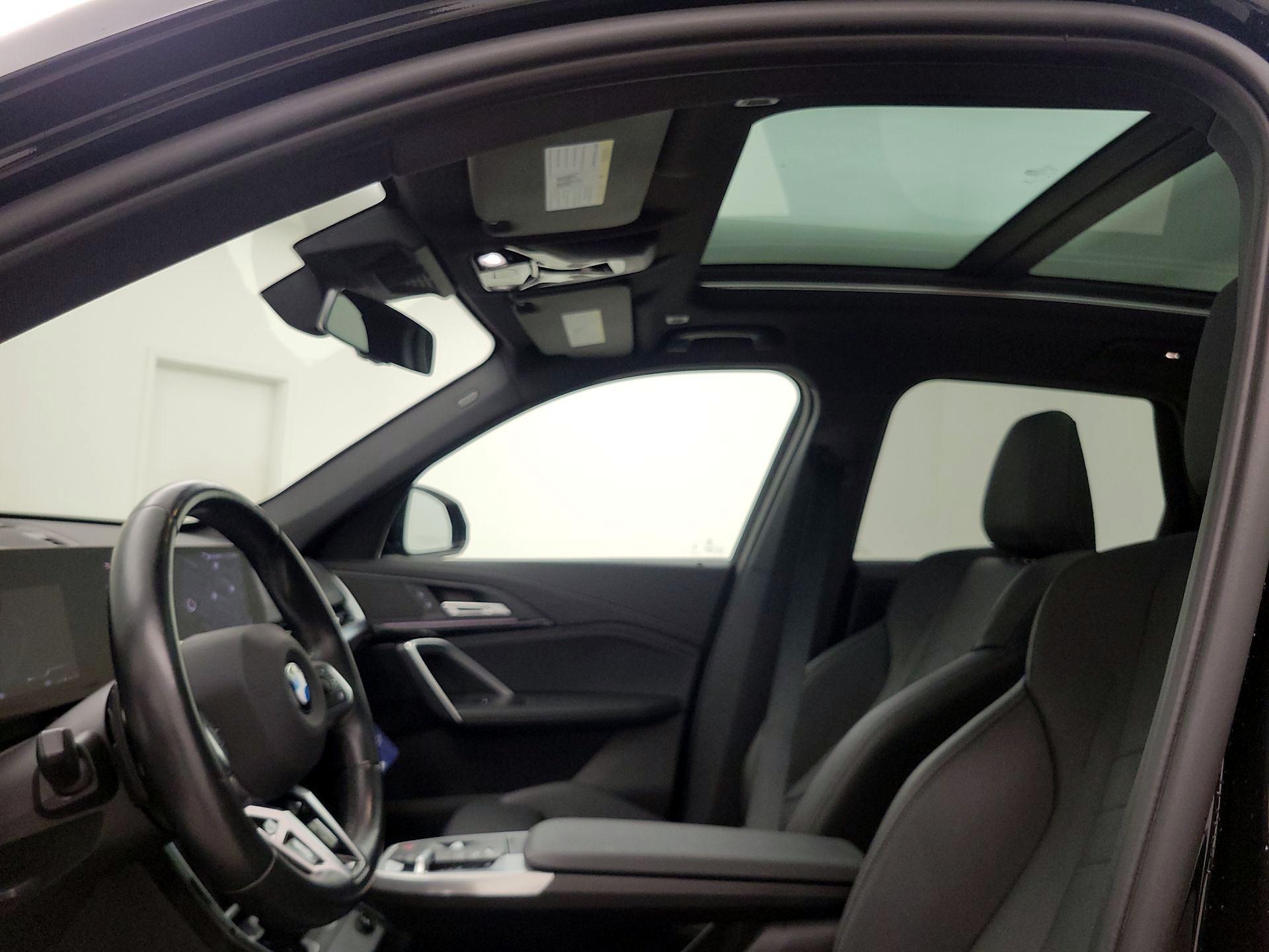 Thumbnail: 2023 BMW X1 - 20