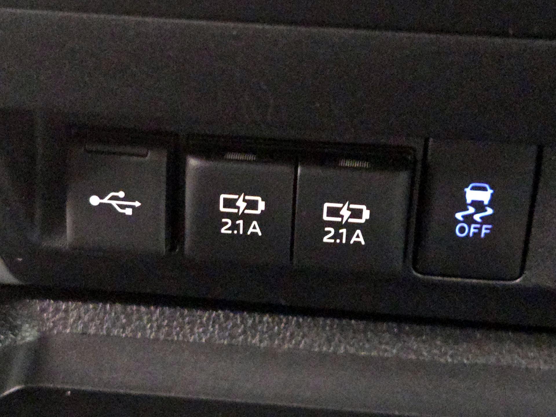 Thumbnail: 2020 Toyota Tundra - 19