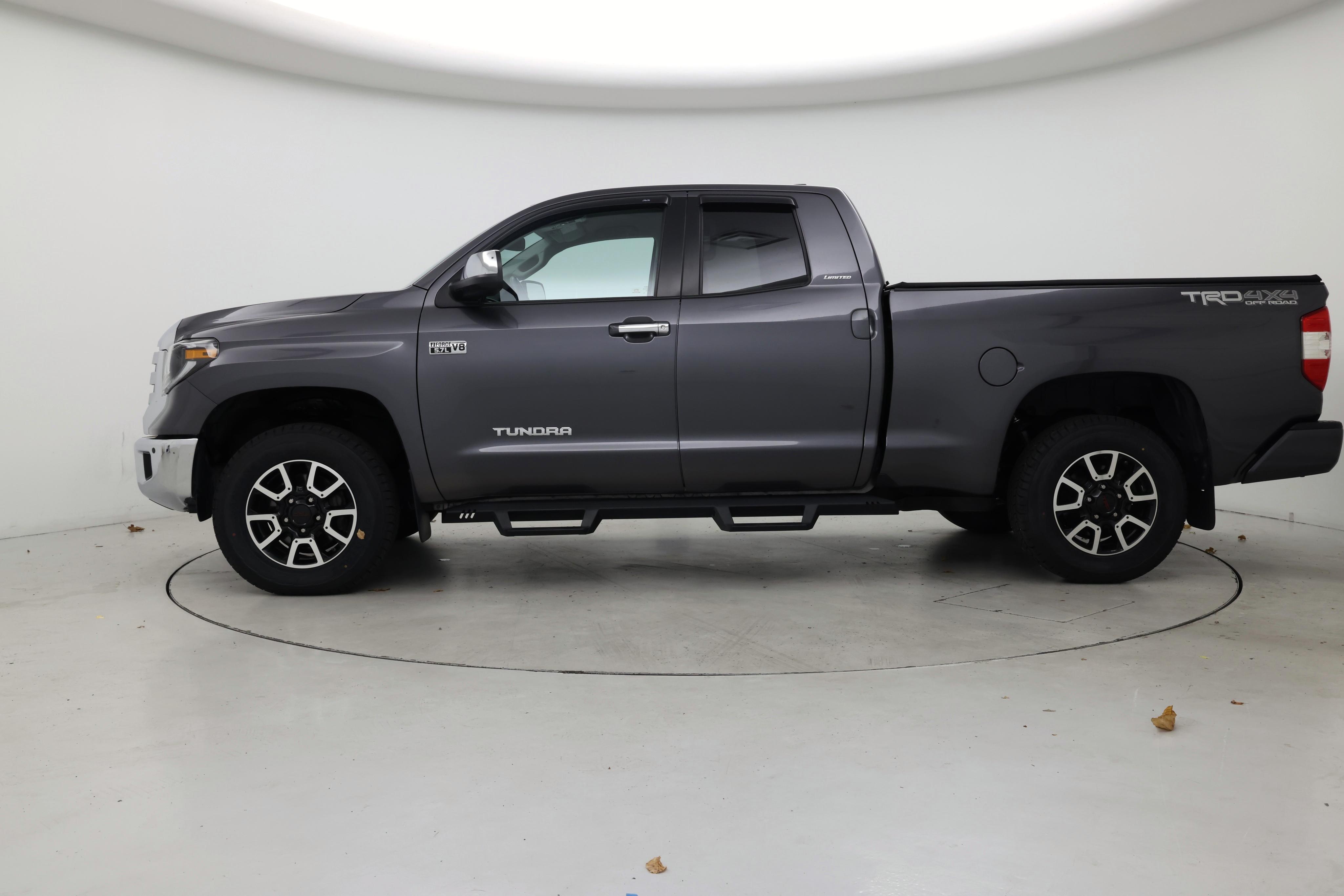 Thumbnail: 2020 Toyota Tundra - 3