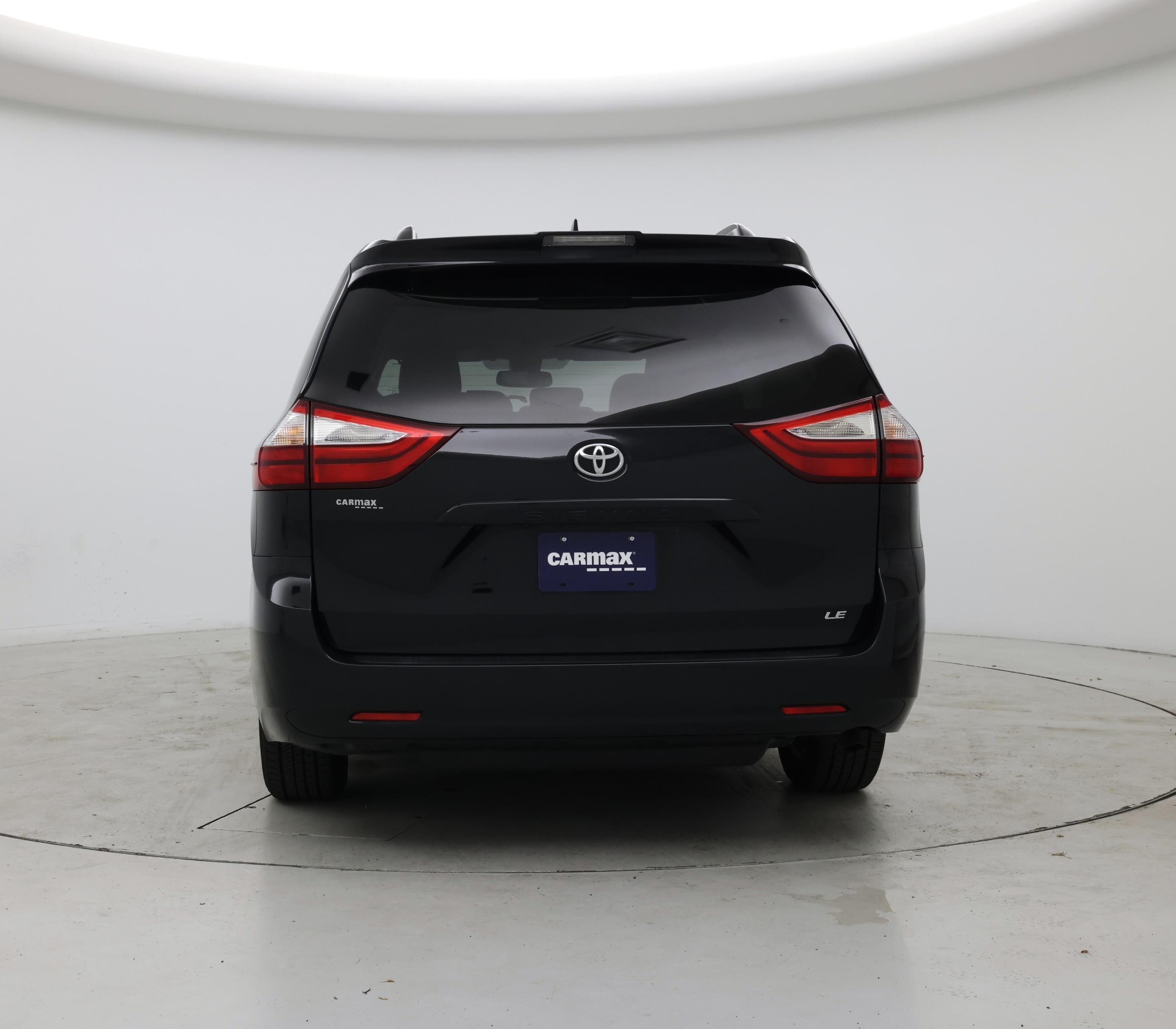 Thumbnail: 2018 Toyota Sienna - 6
