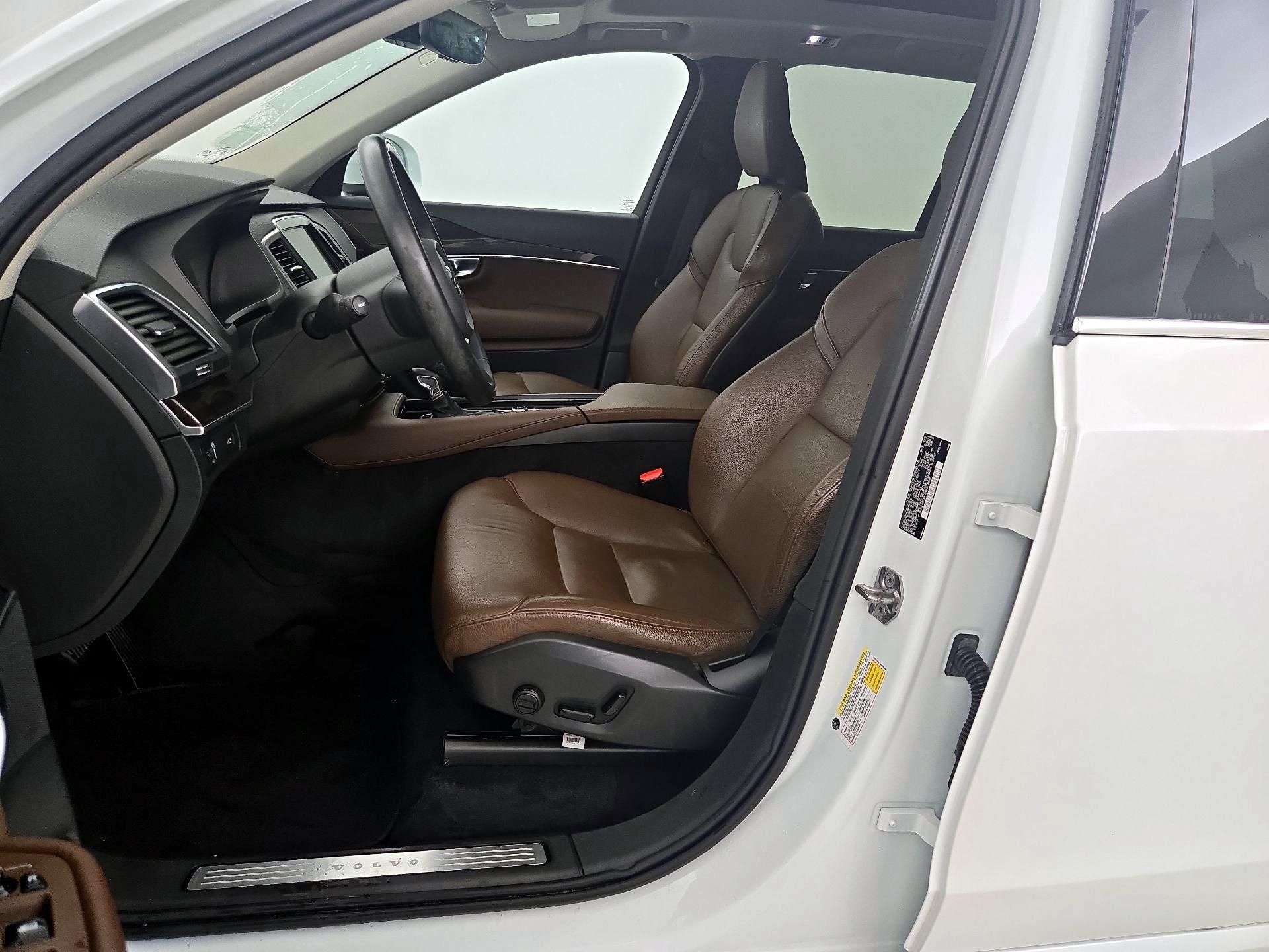 Thumbnail: 2019 Volvo XC90 - 11