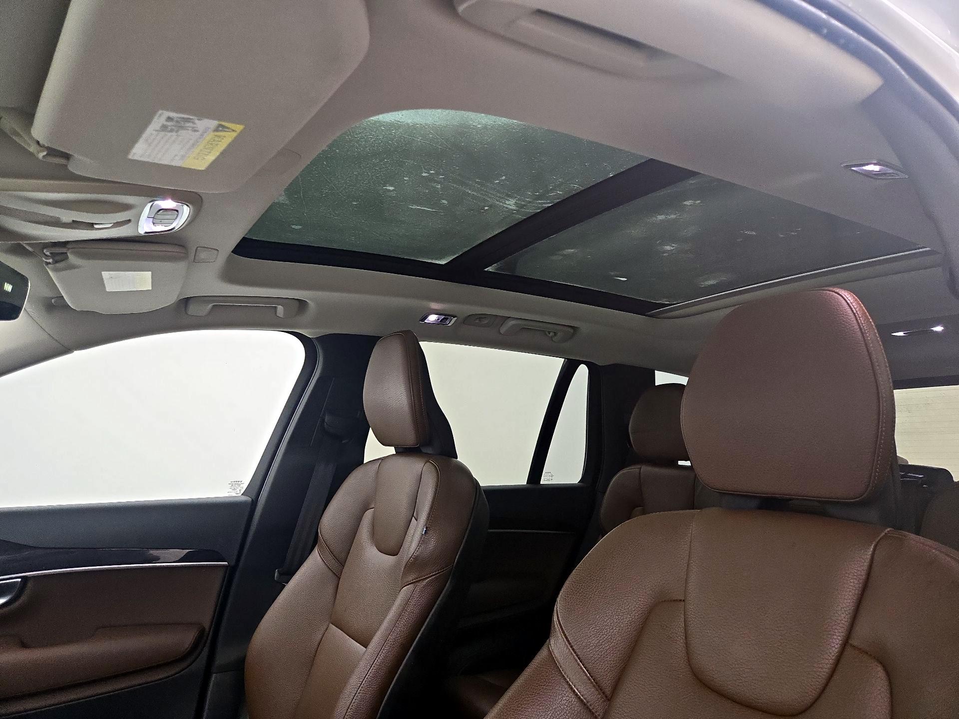 Thumbnail: 2019 Volvo XC90 - 20