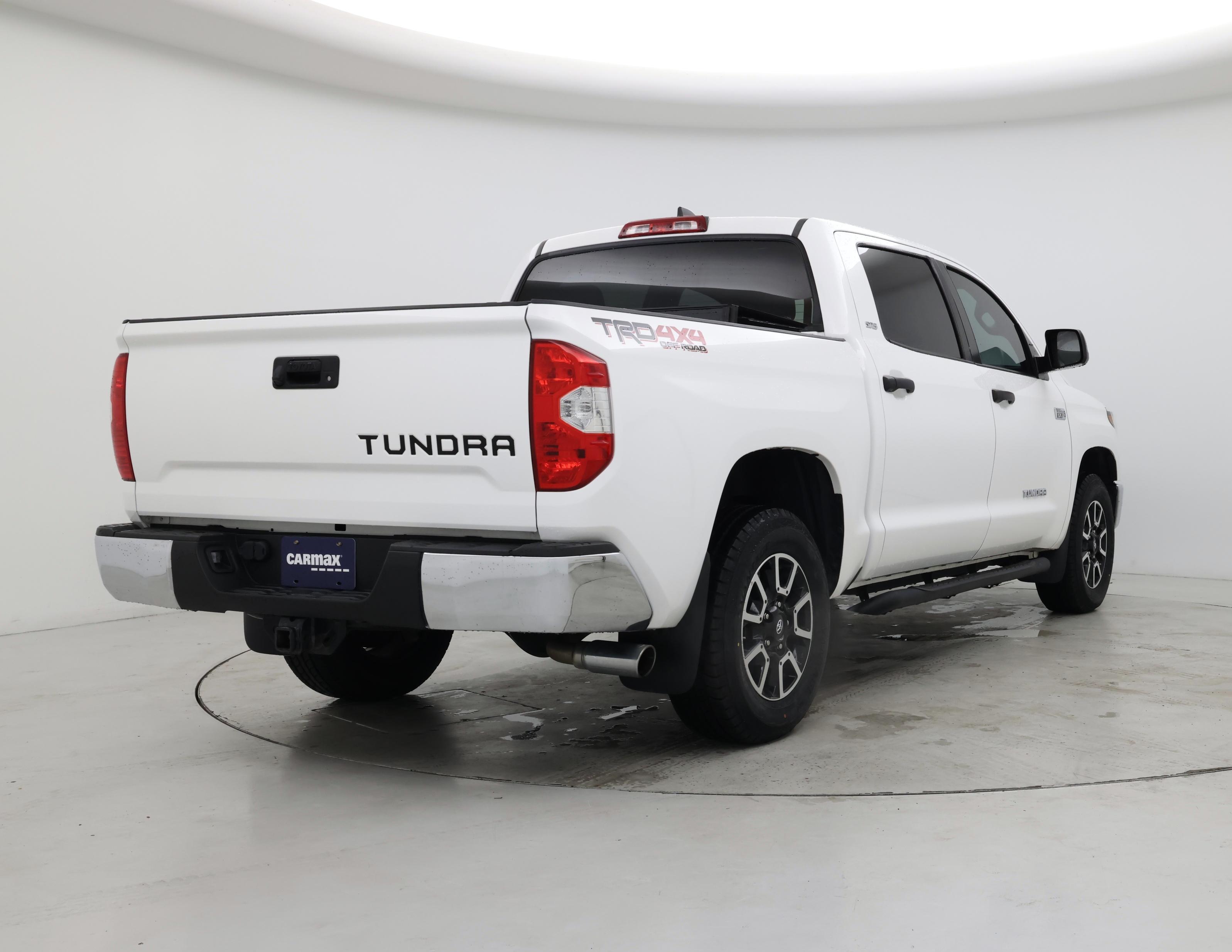Thumbnail: 2020 Toyota Tundra - 8