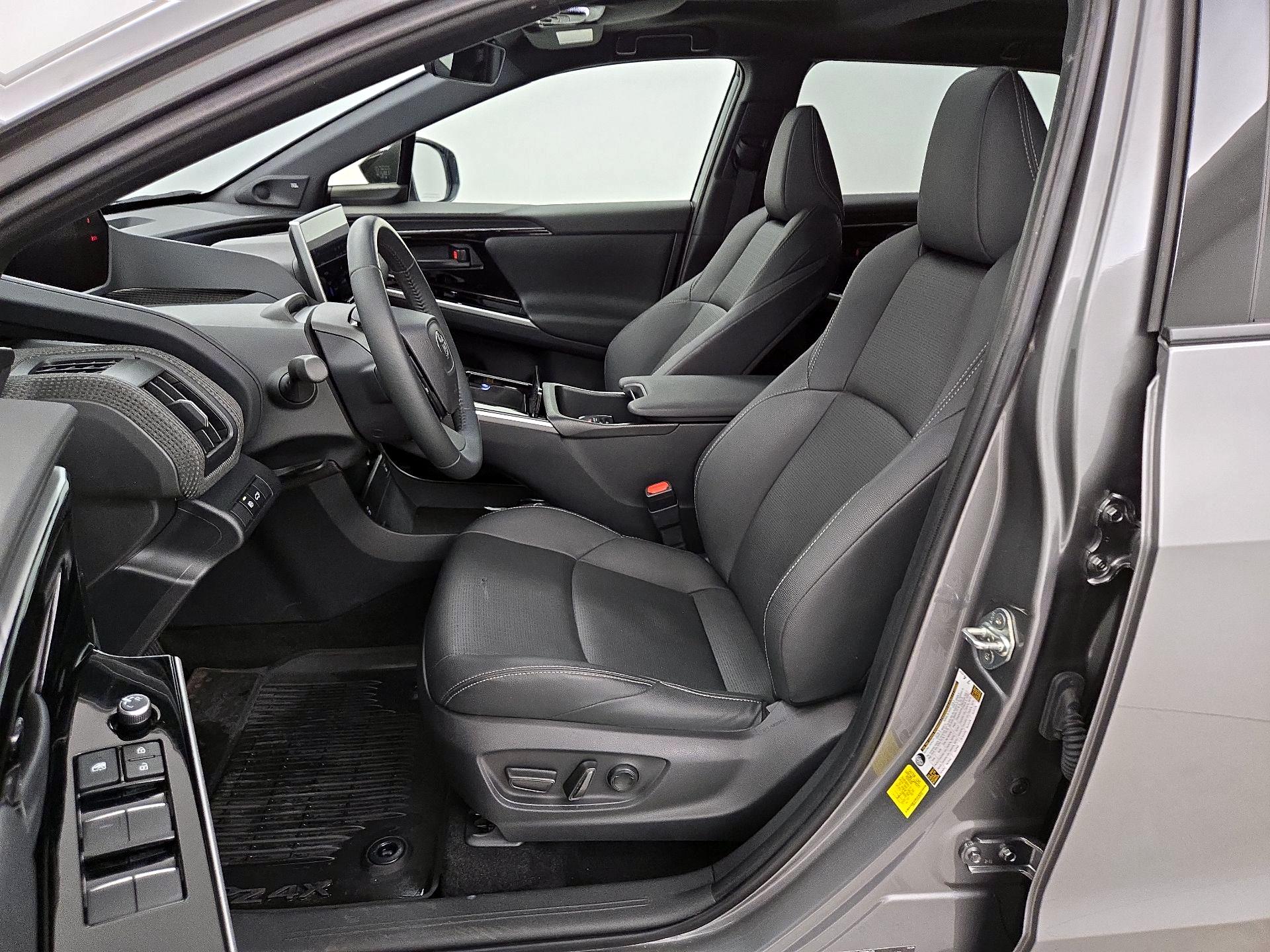 Thumbnail: 2024 Toyota bZ4X - 11