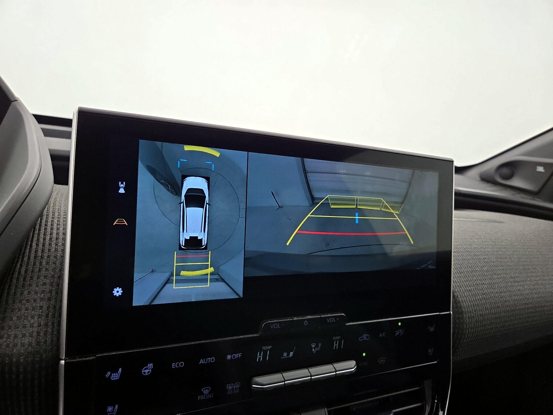 Thumbnail: 2024 Toyota bZ4X - 14