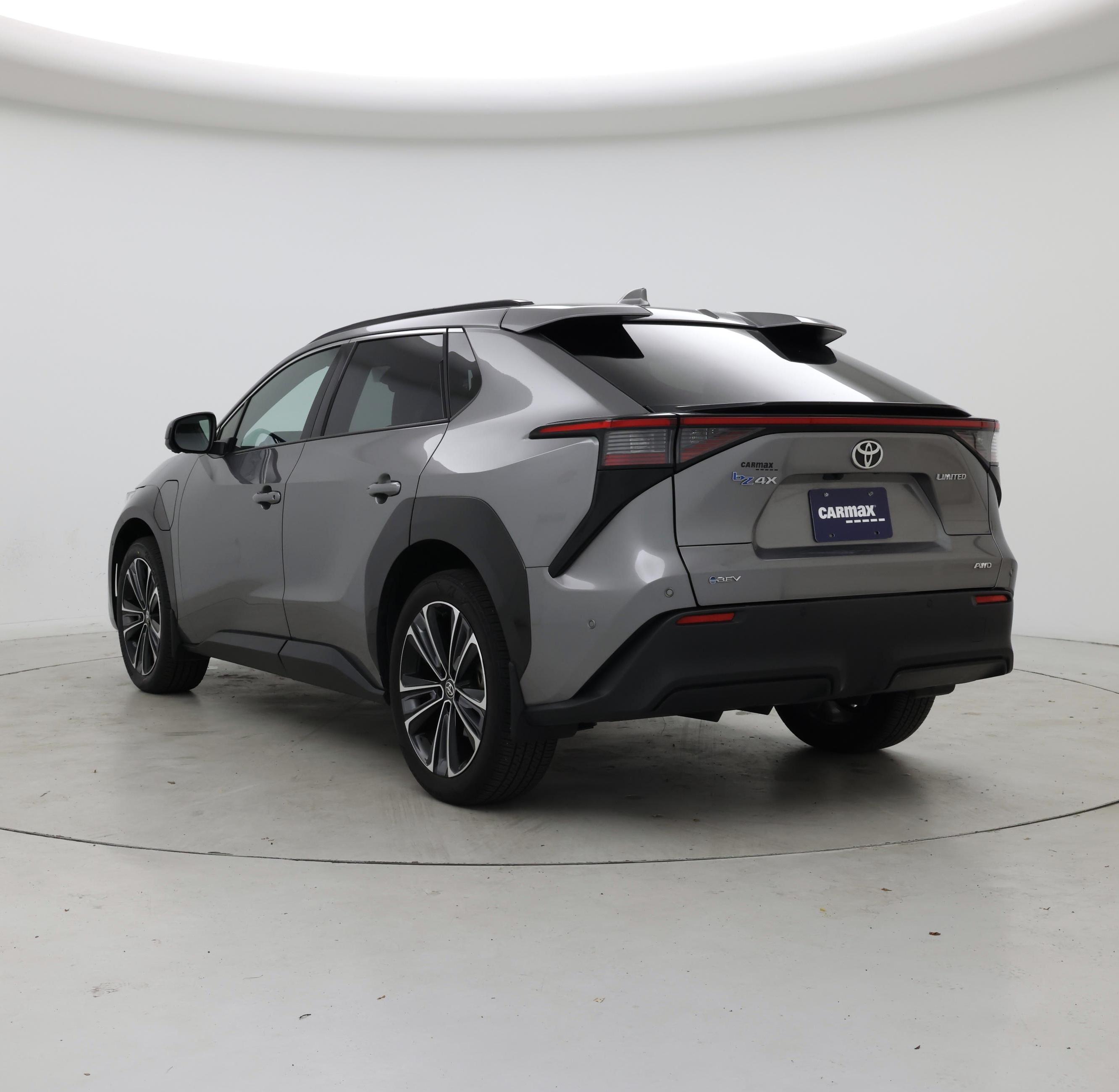 Thumbnail: 2024 Toyota bZ4X - 2