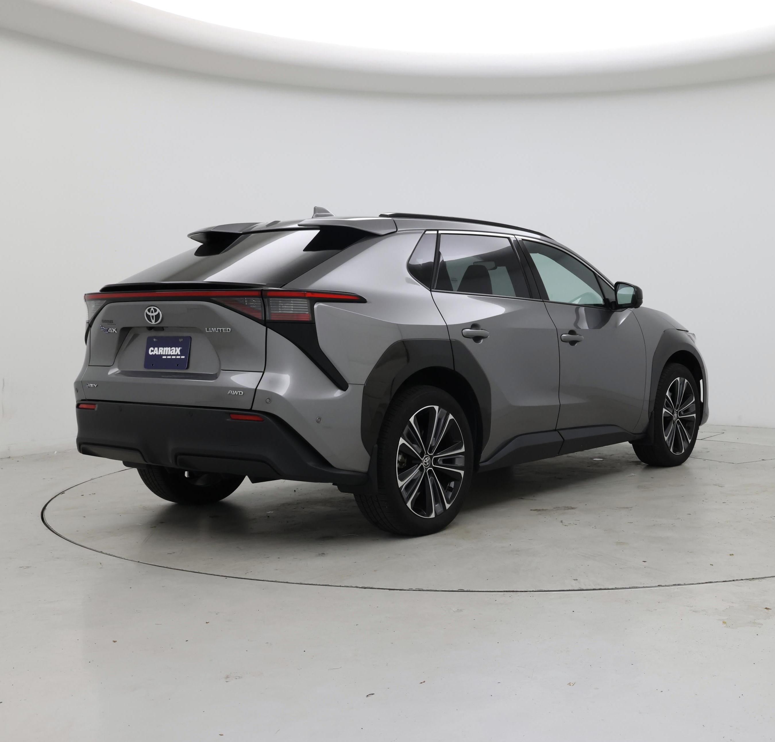 Thumbnail: 2024 Toyota bZ4X - 8