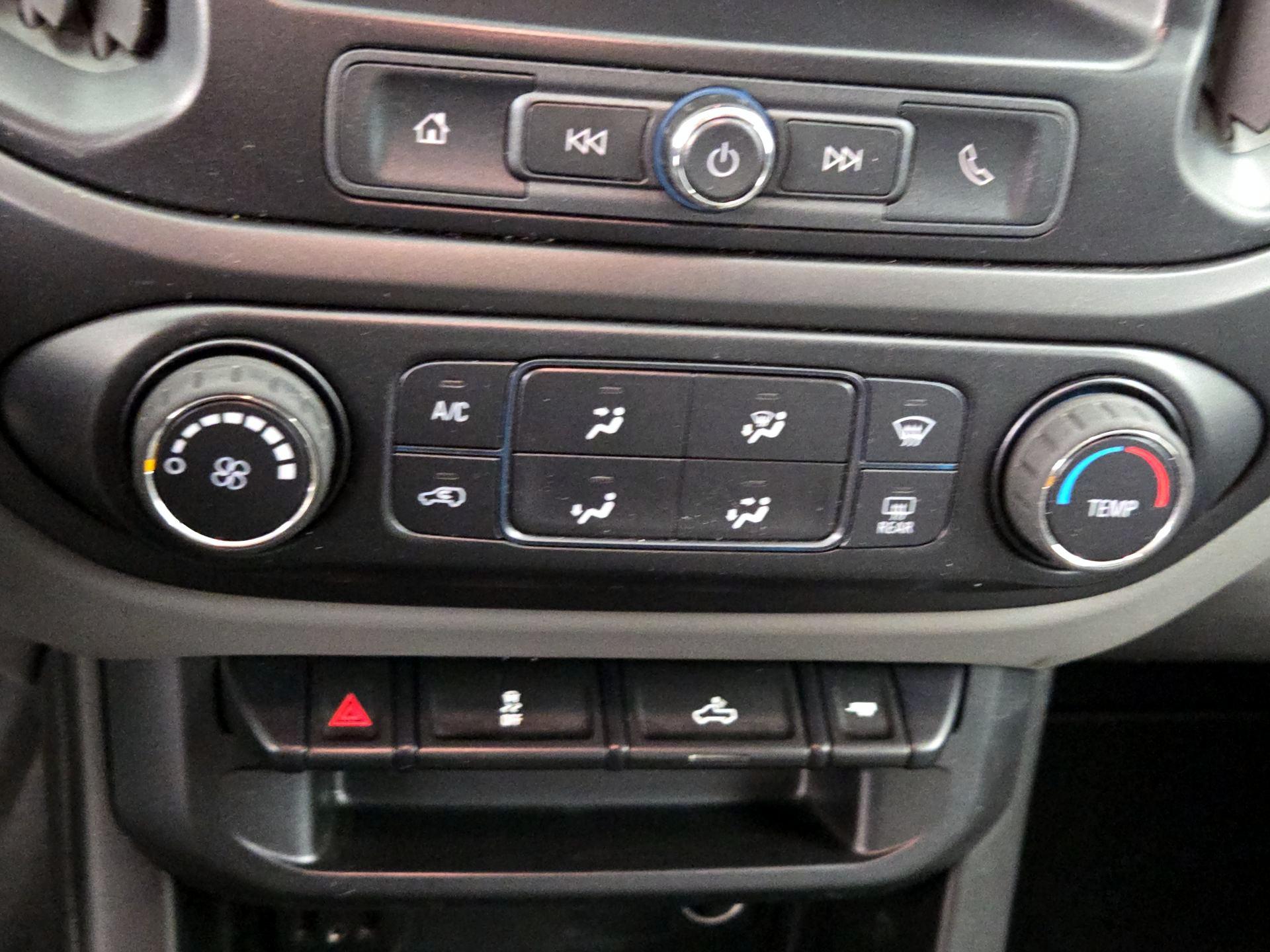 Thumbnail: 2019 GMC Canyon - 16