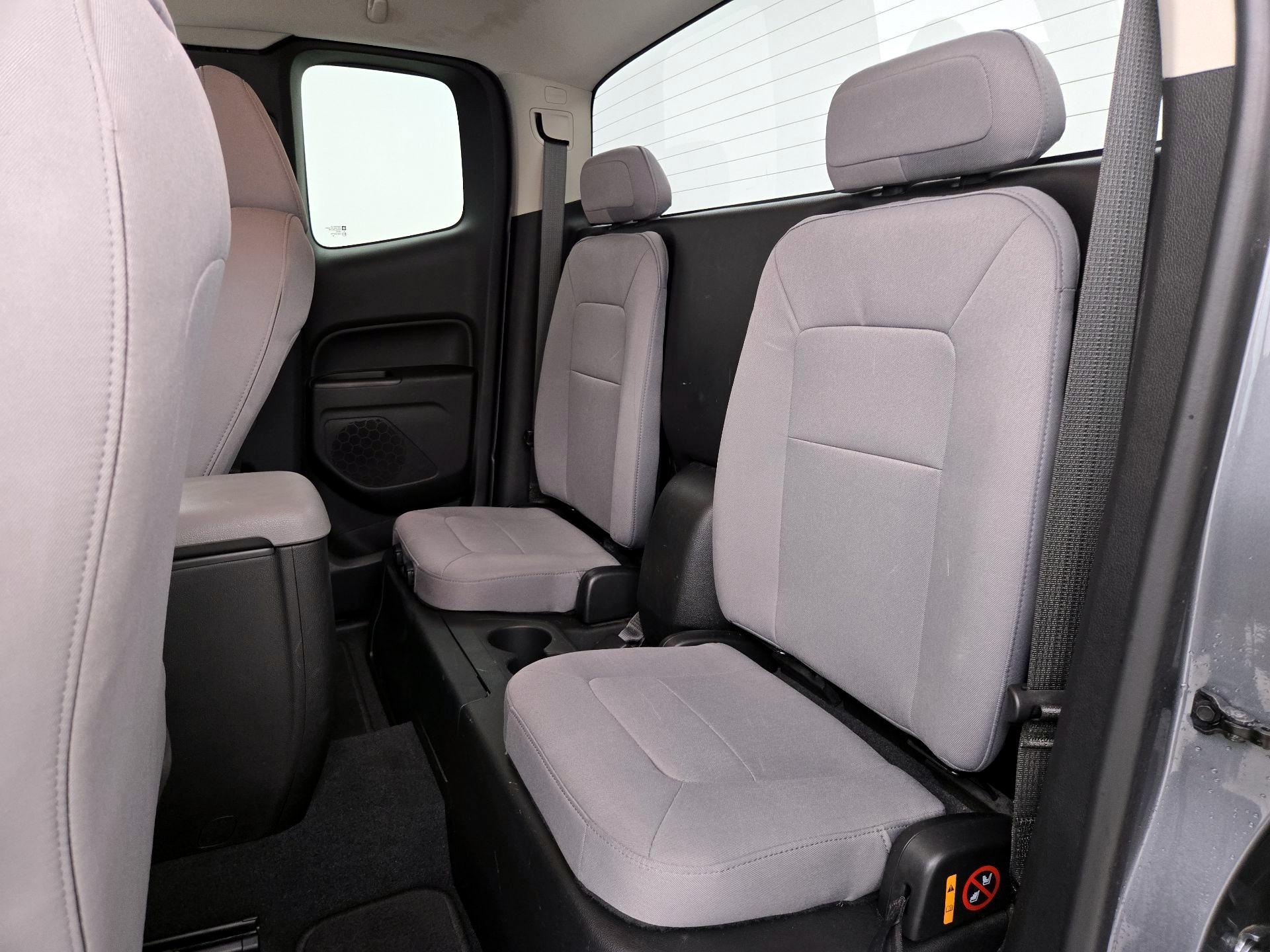 Thumbnail: 2019 GMC Canyon - 19