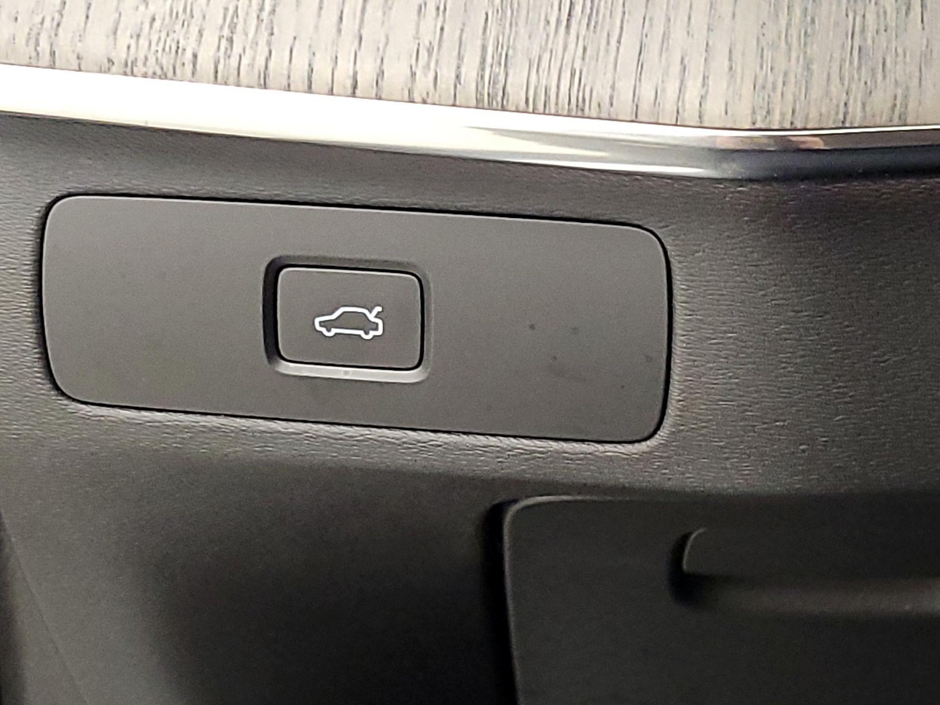 Thumbnail: 2024 Volvo XC90 - 13