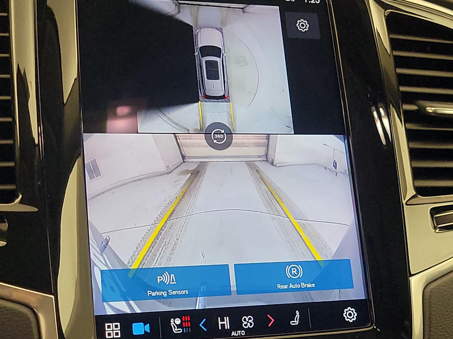 Thumbnail: 2024 Volvo XC90 - 14