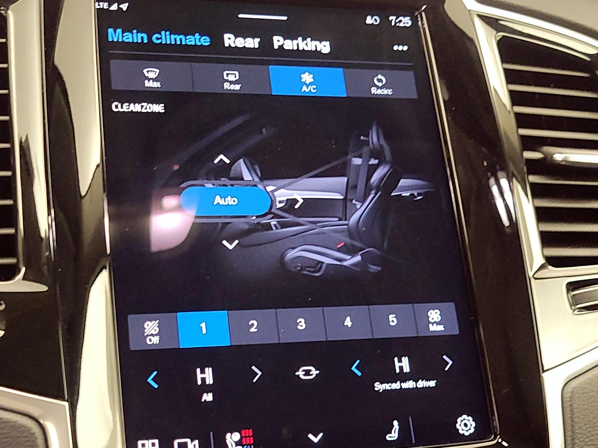 Thumbnail: 2024 Volvo XC90 - 16