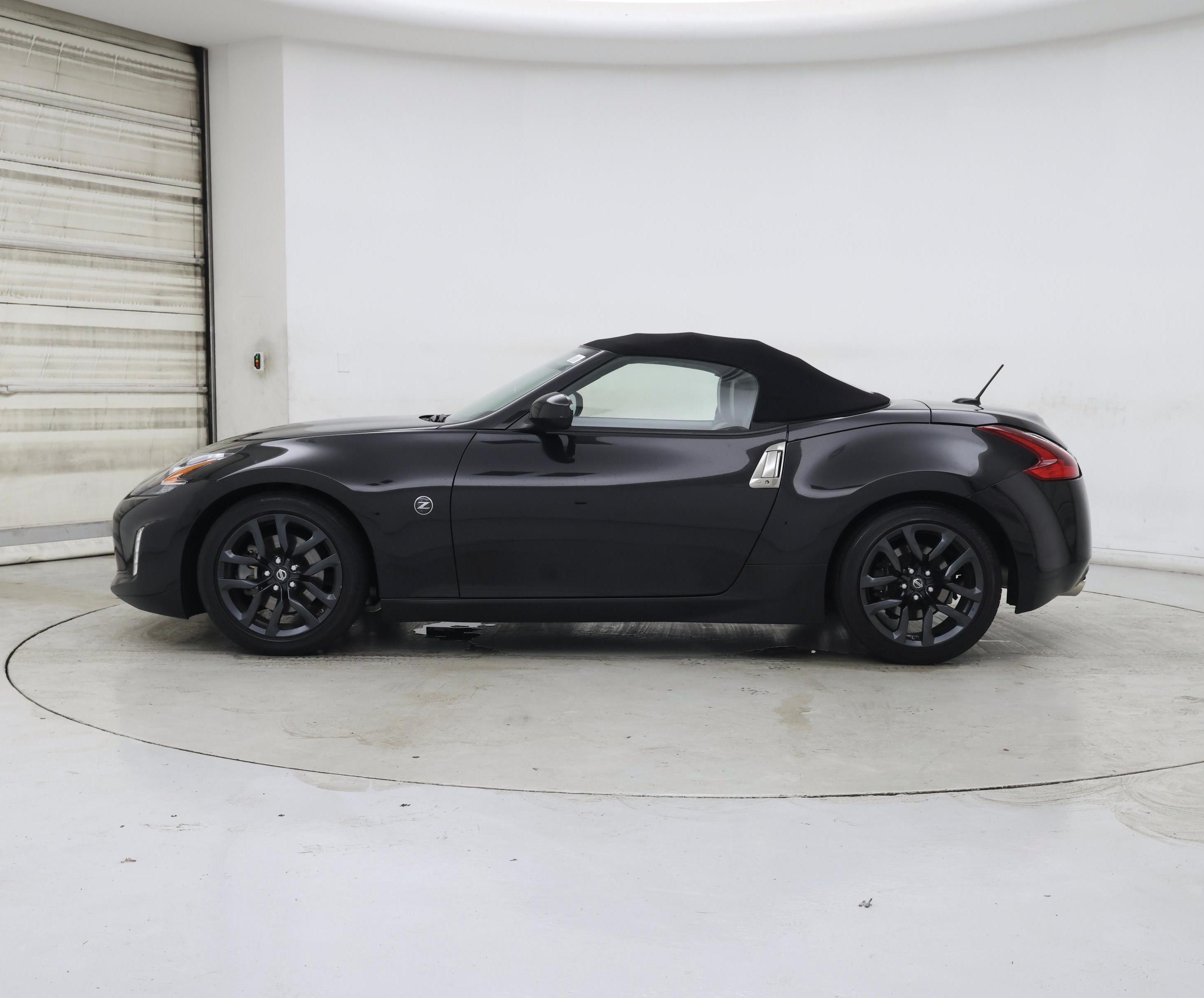 Thumbnail: 2018 Nissan Z - 3