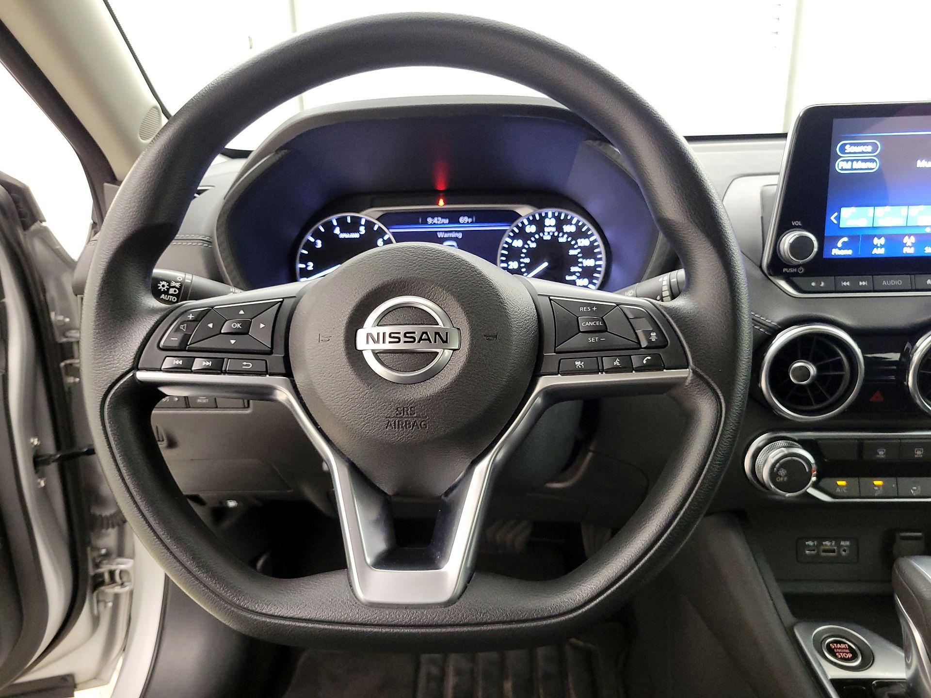 Thumbnail: 2023 Nissan Sentra - 10