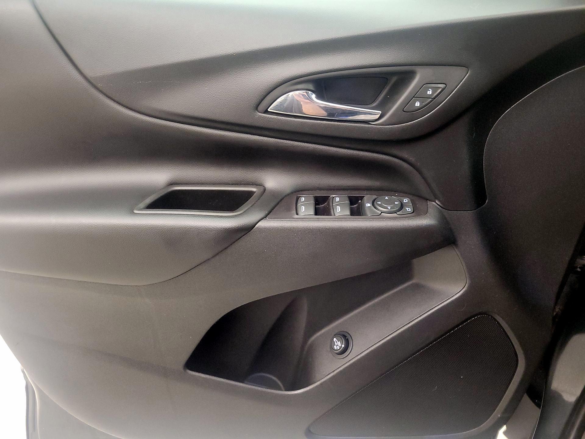 Thumbnail: 2020 Chevrolet Equinox - 12
